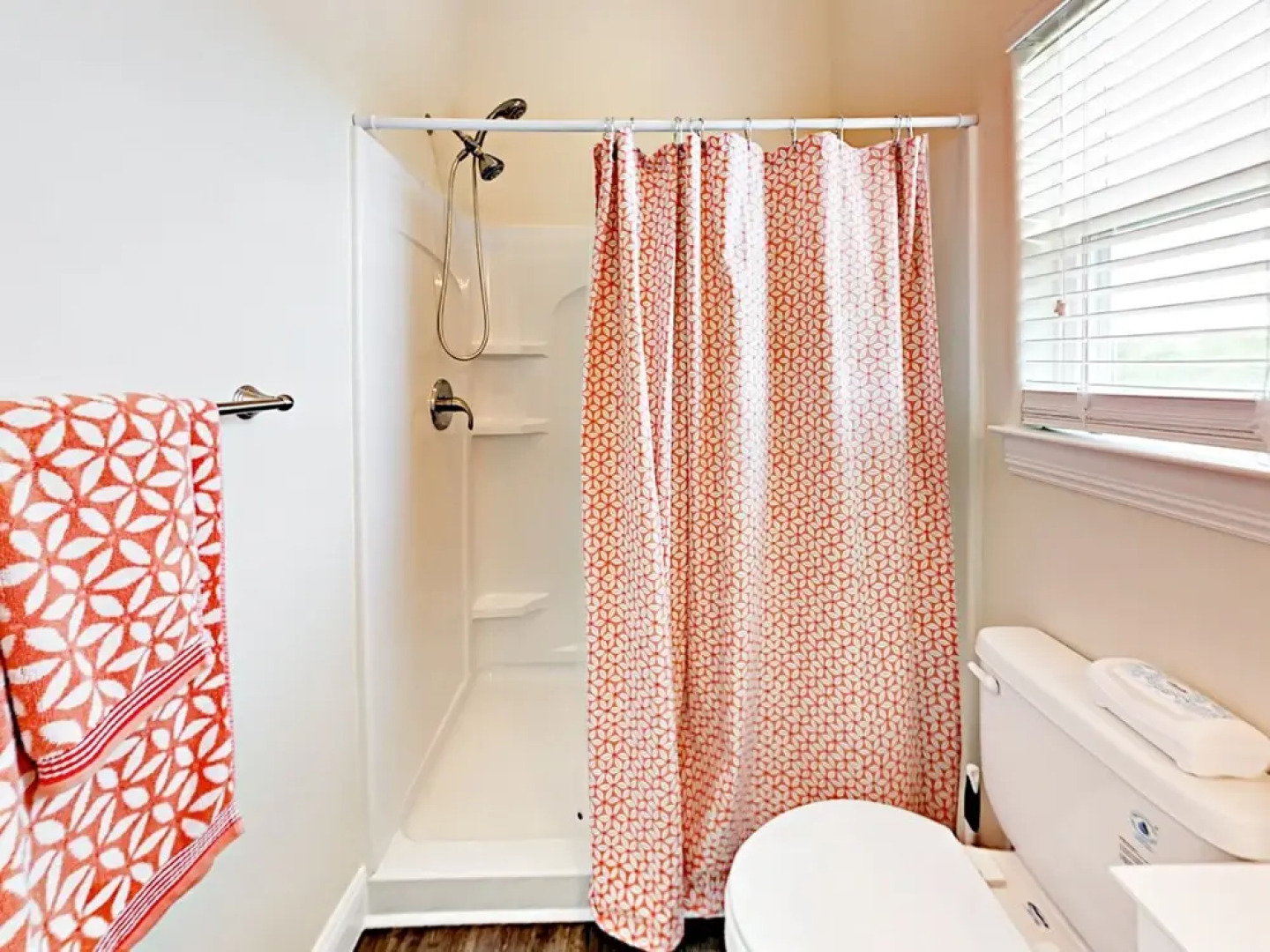 121 Barnacle Home 3 Bedrooms 2 Bathrooms Home