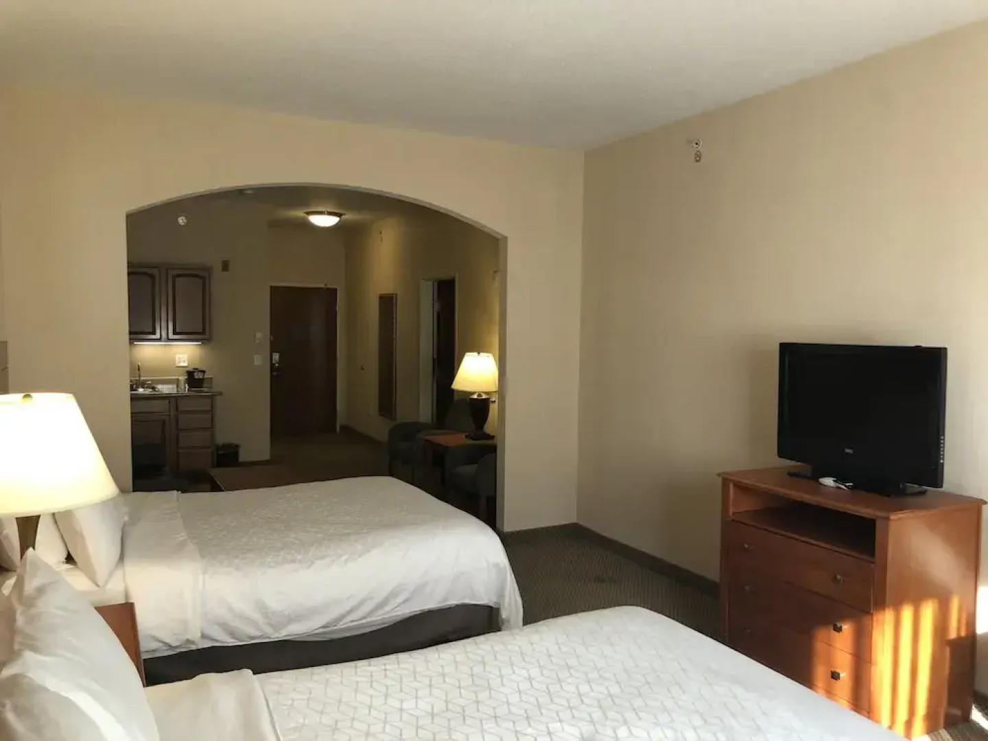 Holiday Inn Express & Suites Lansing-Dimondale