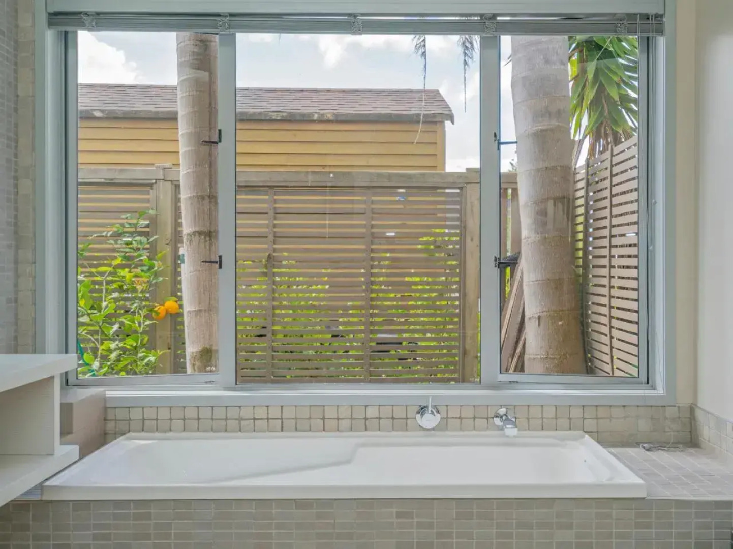 Sanctuary By The Water - Matarangi Holiday Home