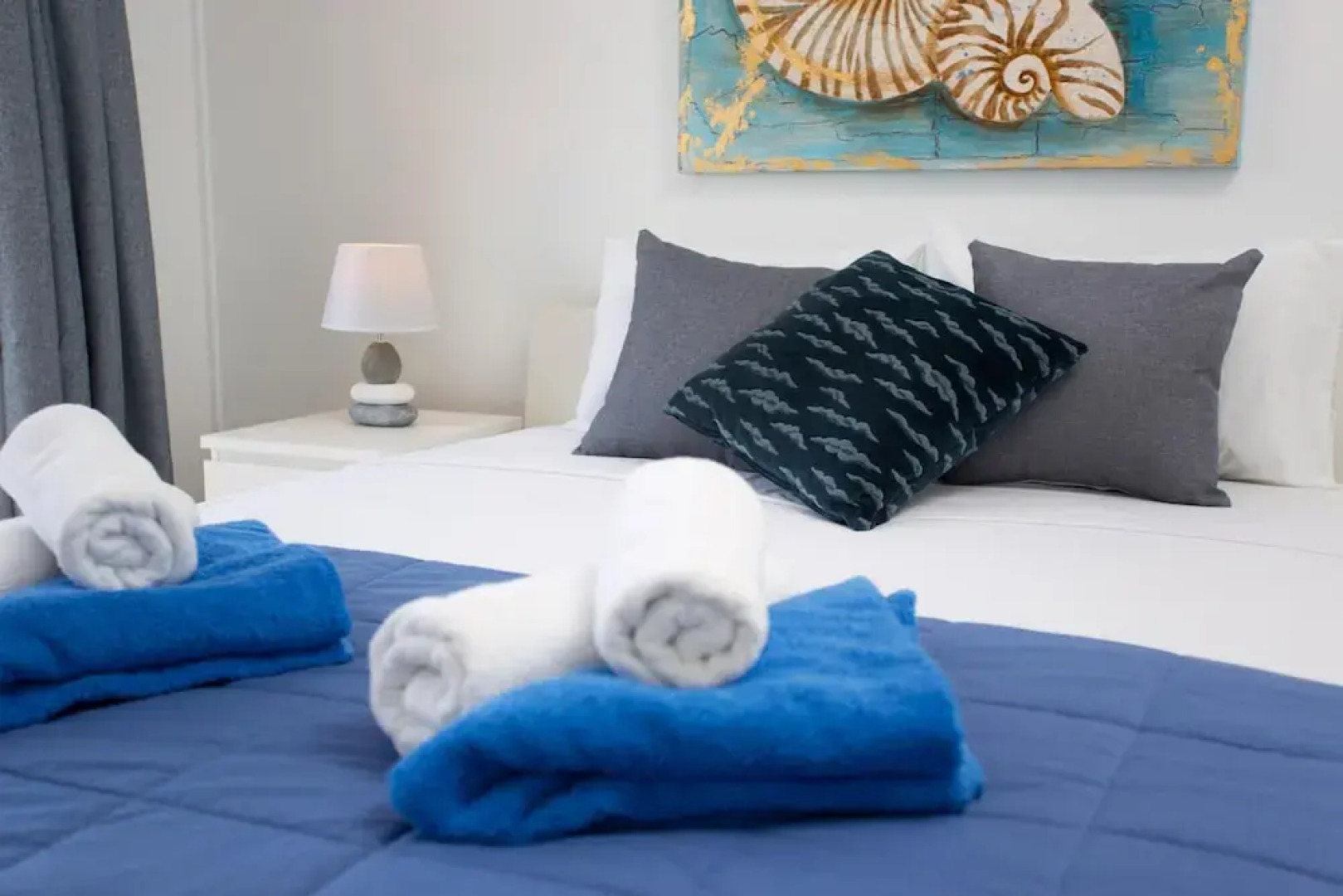 White Arches Sea View Apt No 1