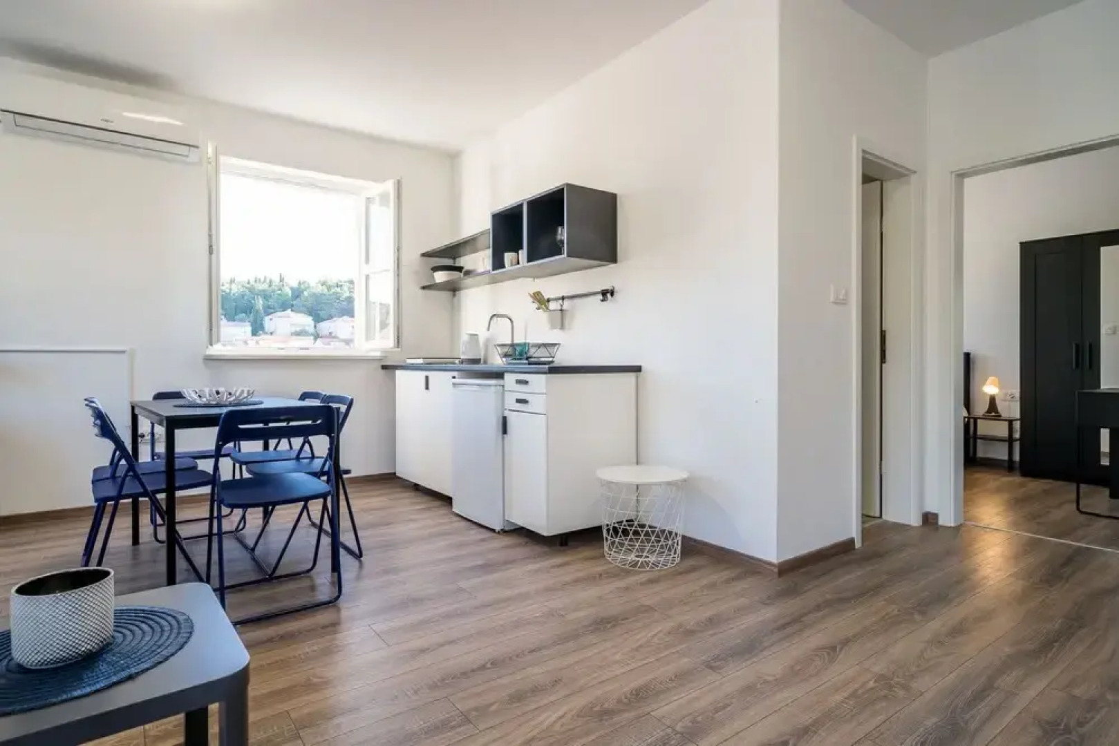 Residence & Pool Villa Schwarz Suites