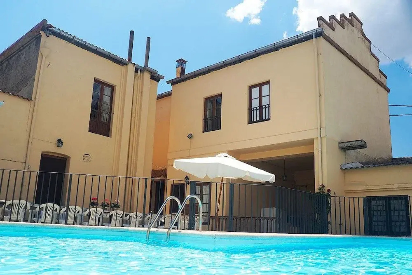 Caseron de Navas de Oro