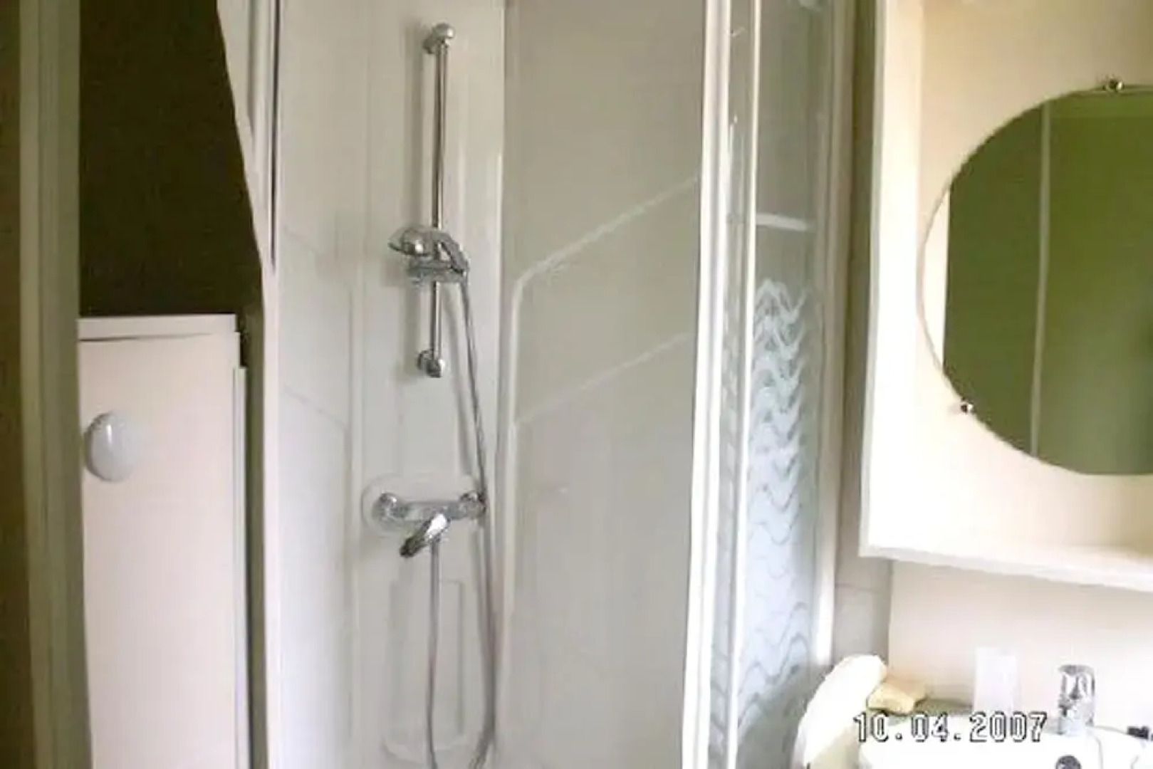 Bungalow With 2 Bedrooms in Ruoms, With Wonderful Mountain View, Shared Pool, Enclosed Garden