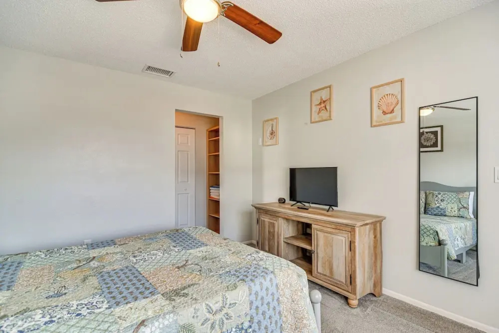 Pet-friendly Home w/ Pool & BBQ in Largo