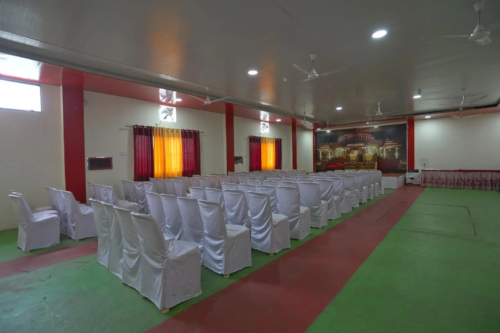 OYO 49833 Hotel Tulsi Chhaya Inn