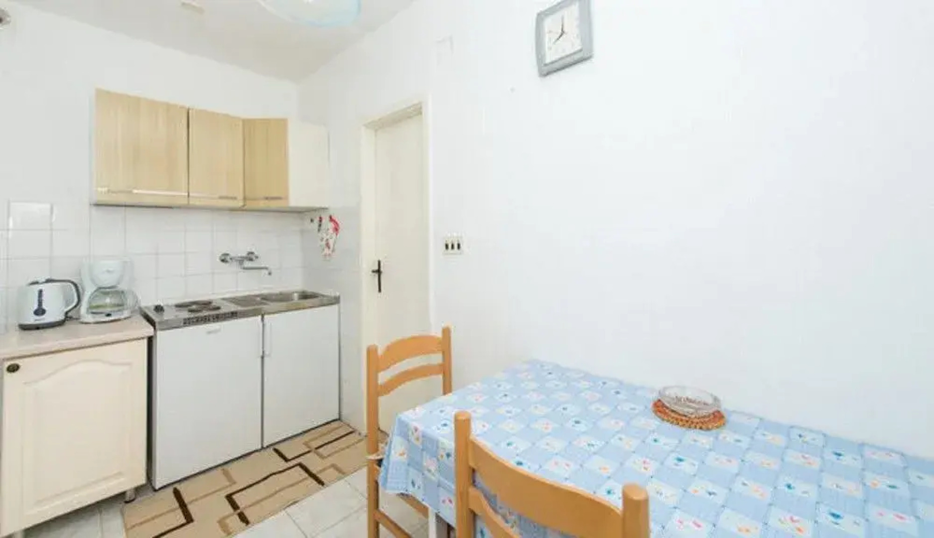 Kingslanding Old Town Hostel