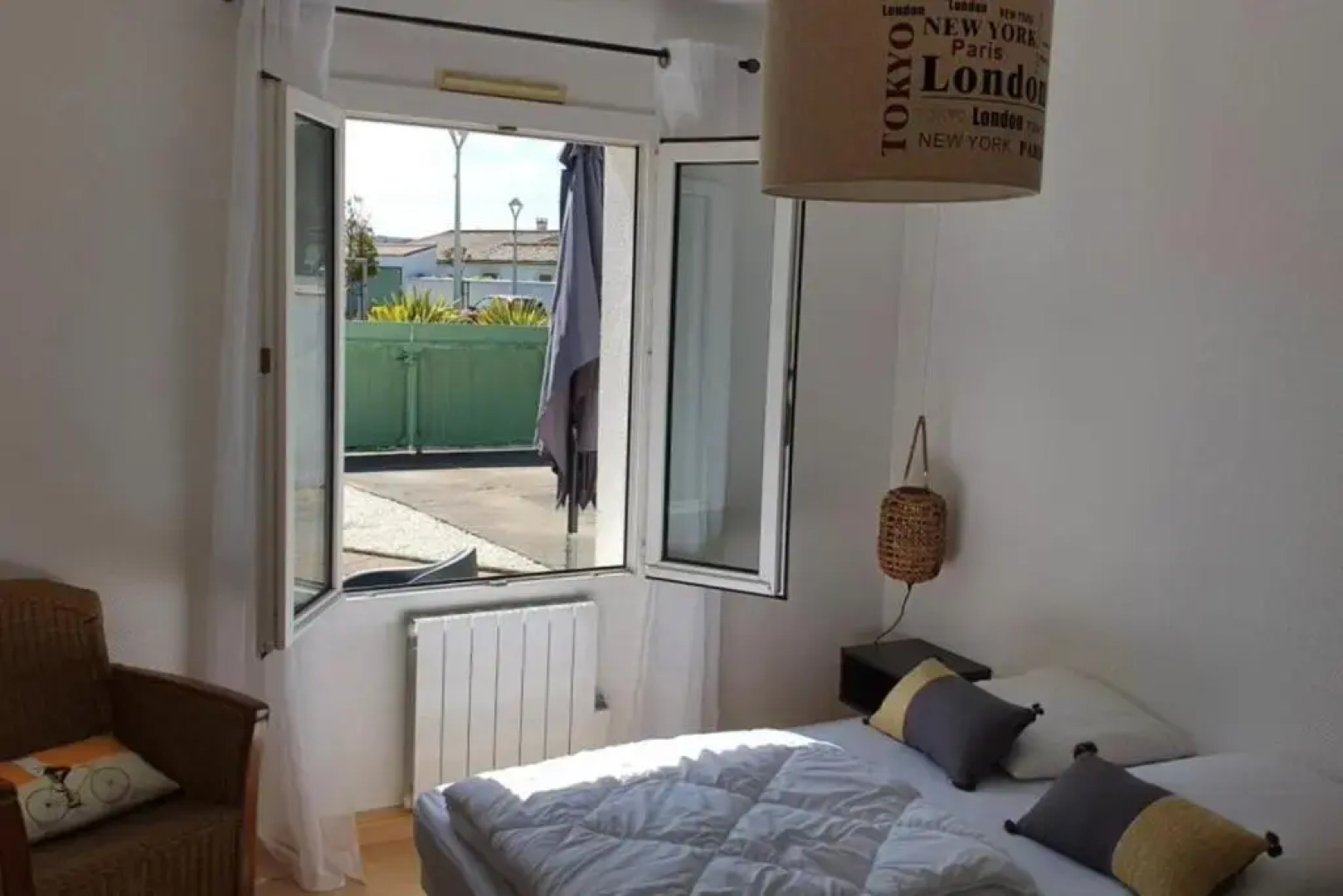 Large House with Garden in Sainte Marie de Re