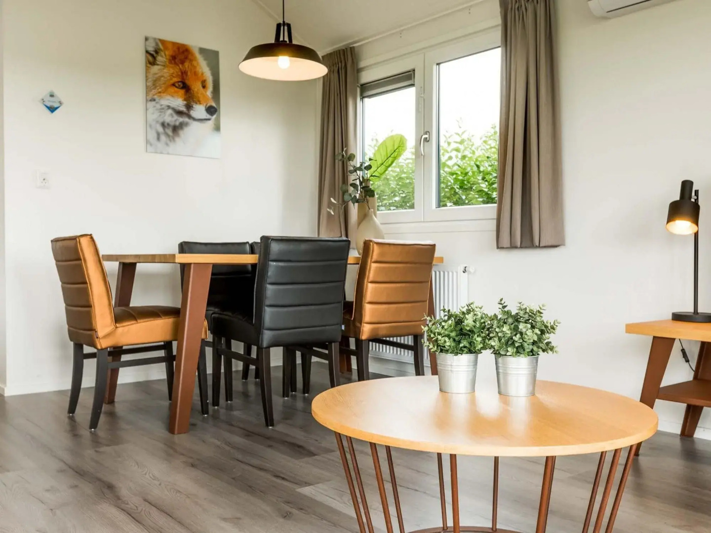 Detached, bright chalet with dishwasher, 8 km. from Hoorn