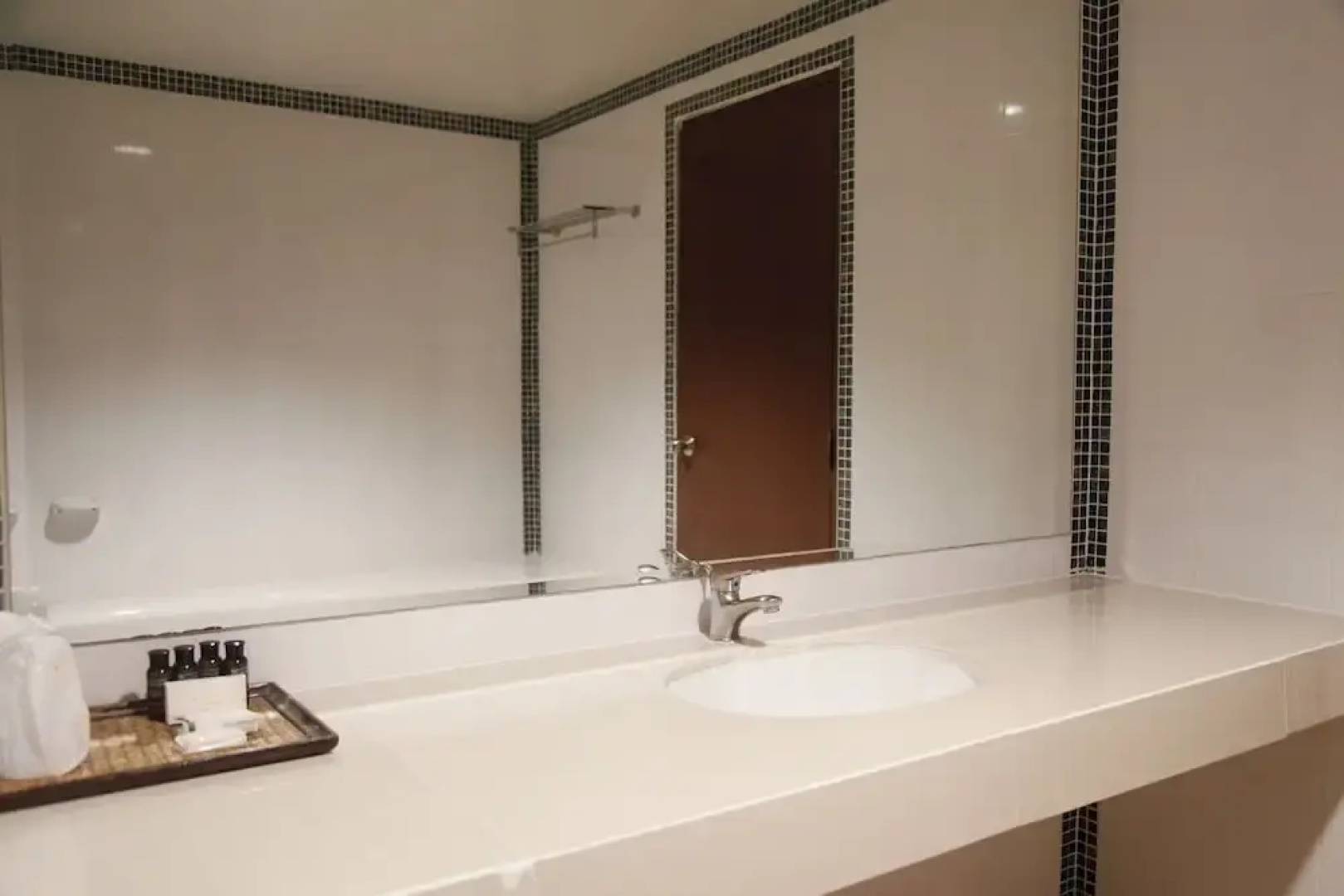 Convenient Grand Plus Hotel Suvarnabhumi