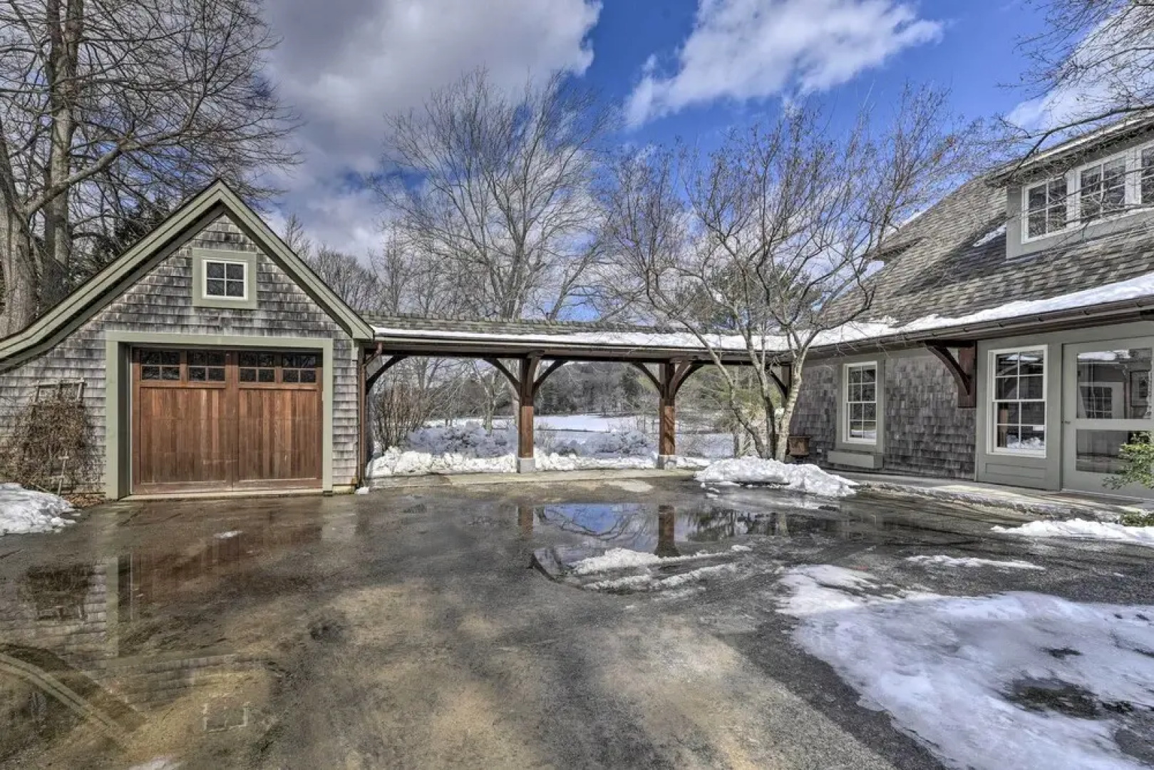 Waterfront Ipswich Escape: 2 Miles to Crane Beach!