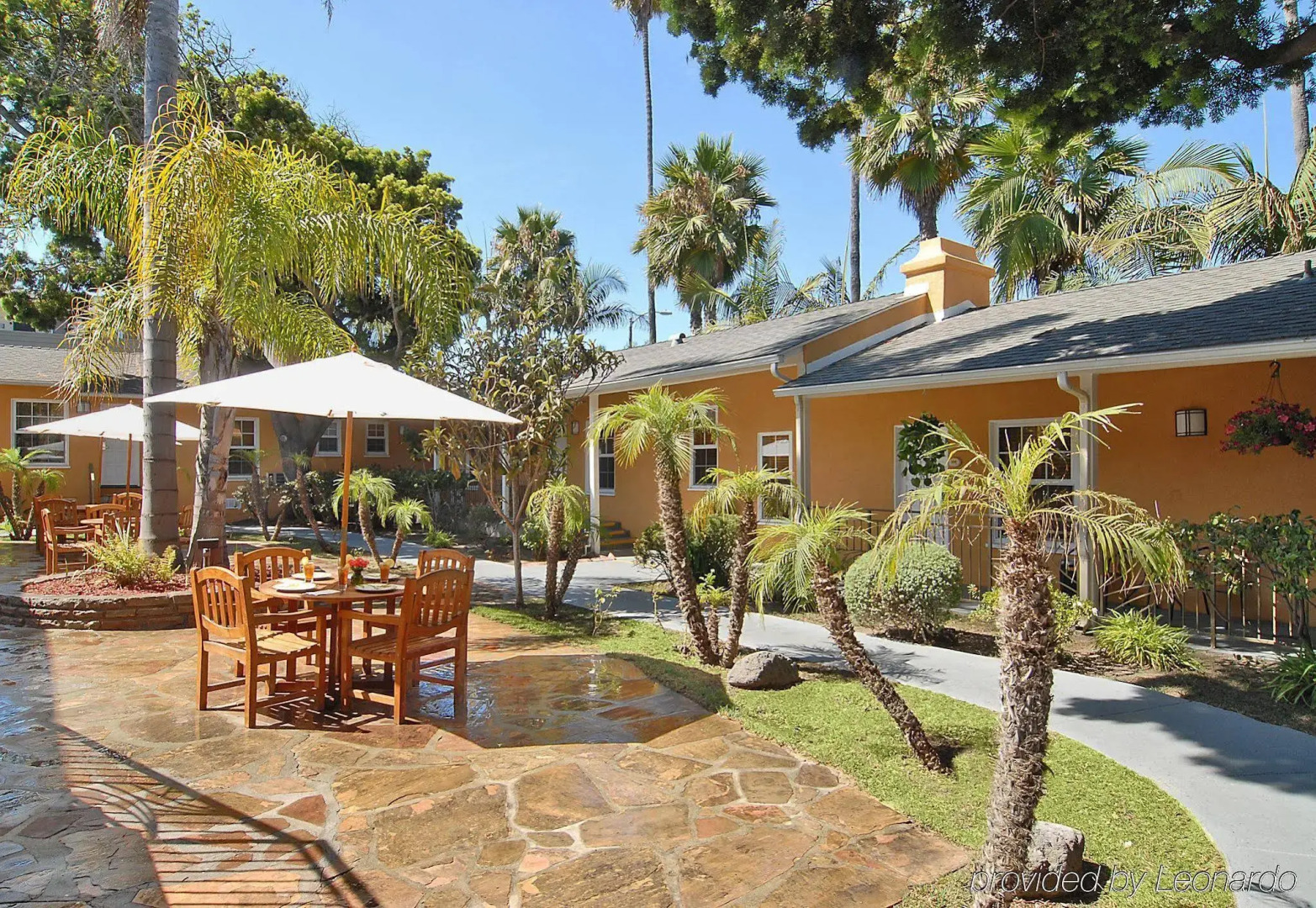 Holiday Inn Express & Suites La Jolla – Windansea Beach by IHG