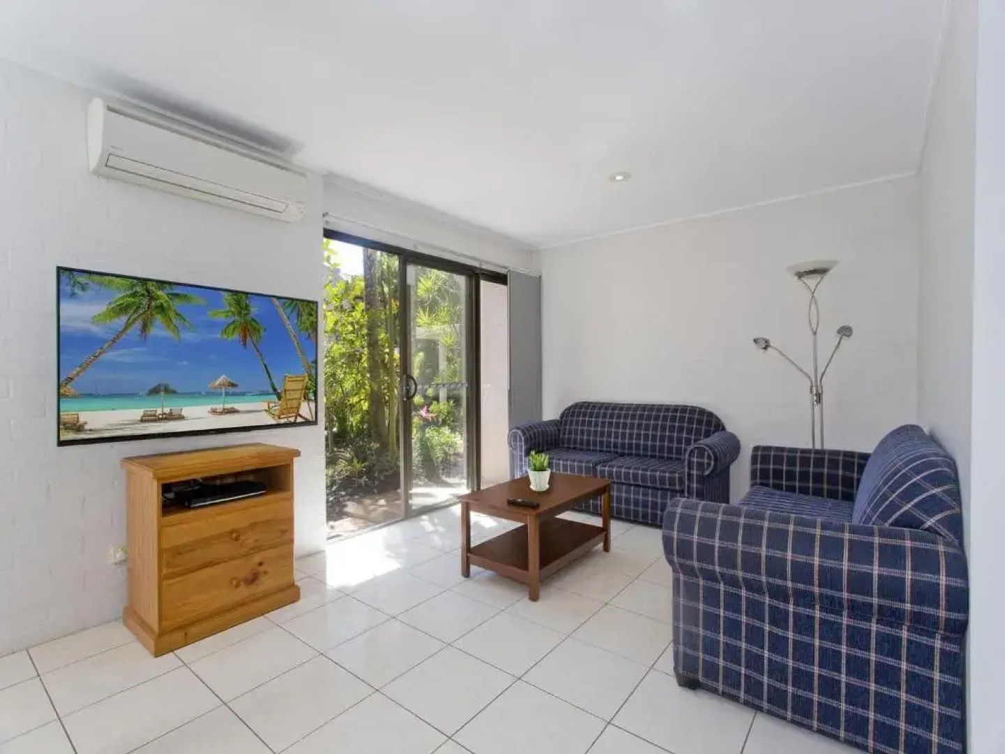 St James Square 5 James Street 40-42