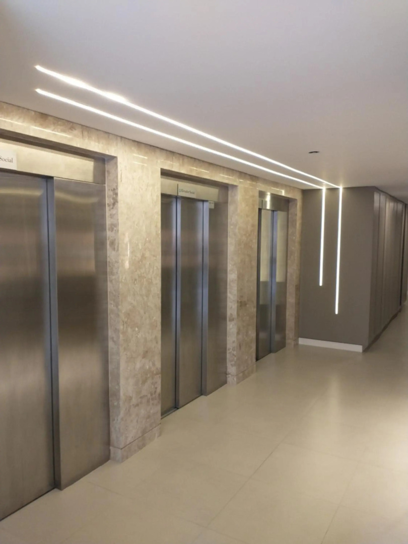 Apto Vista Atlântico com 2 quartos com Ar Cond Wi-Fi TV SMART e Área de lazer