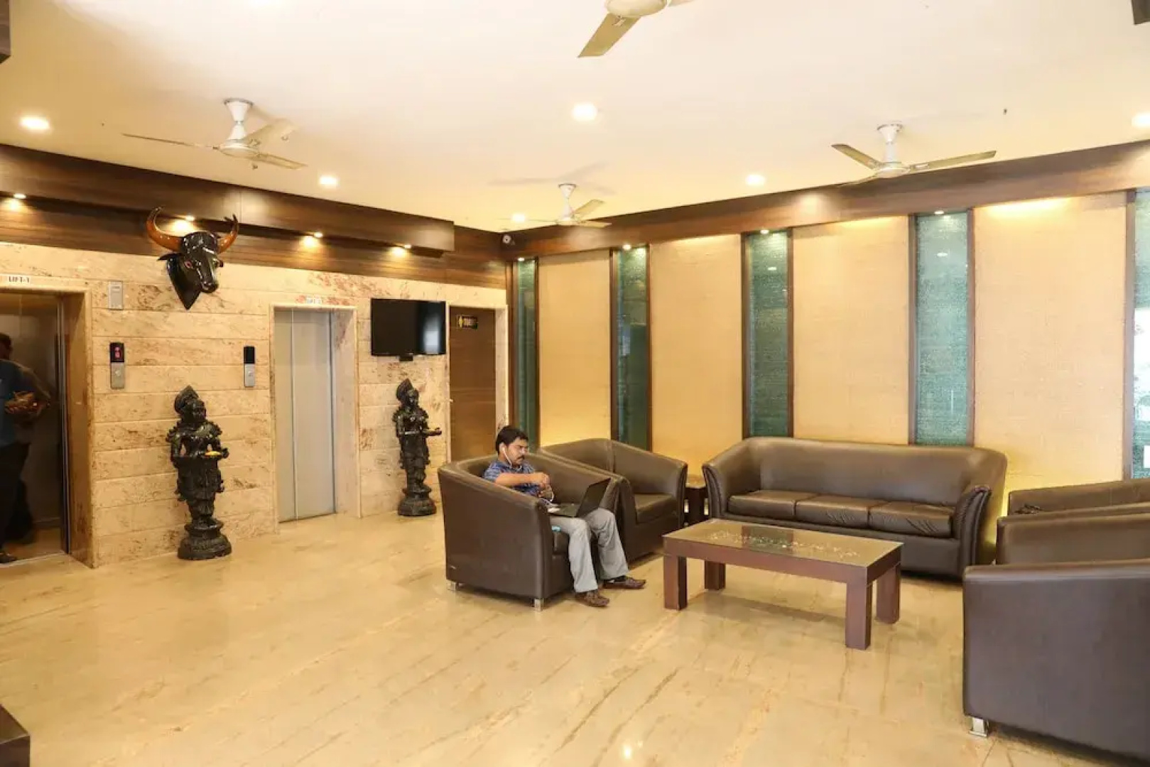 Hotel Srinivas