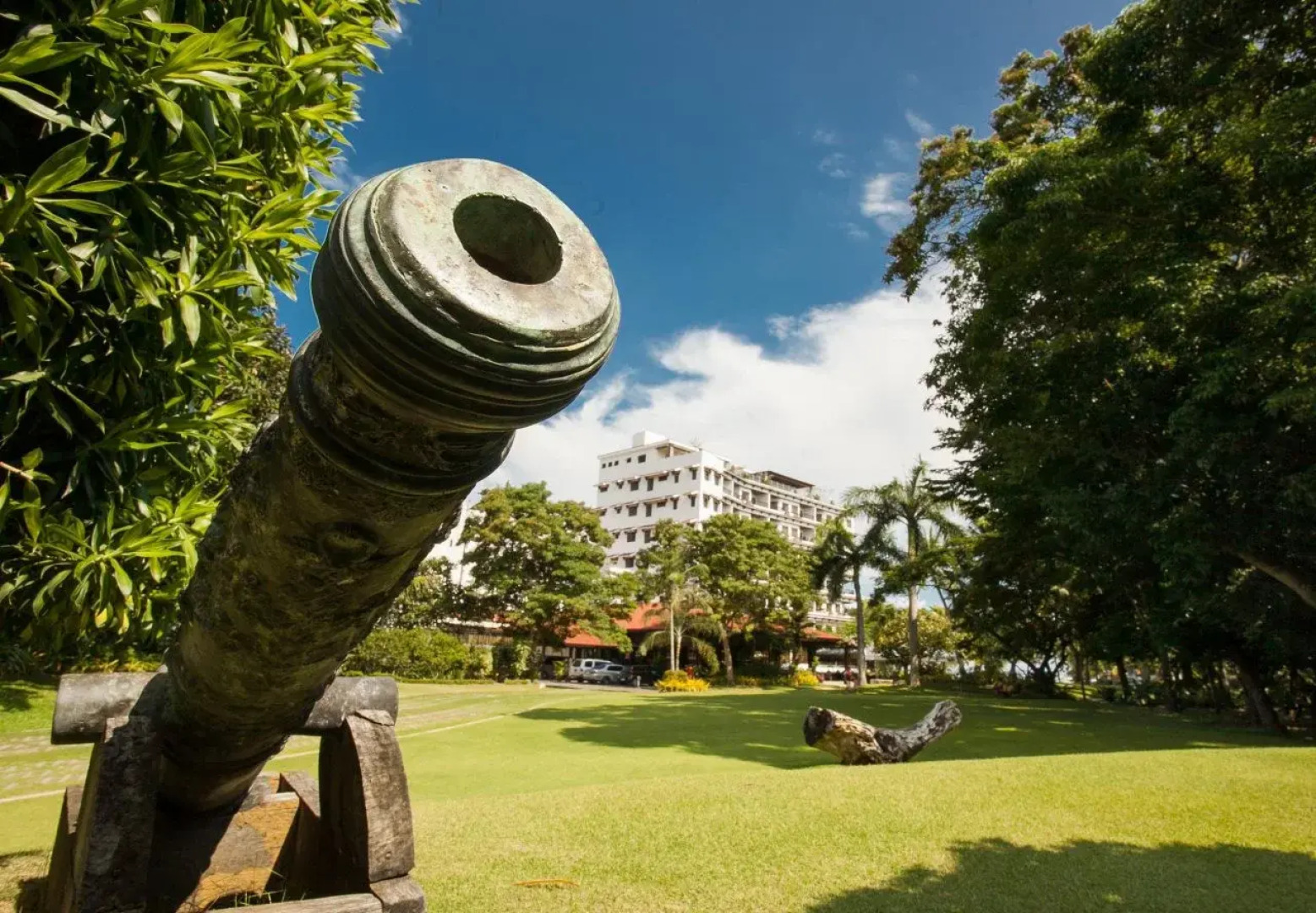 Cebu White Sands Resort and Spa