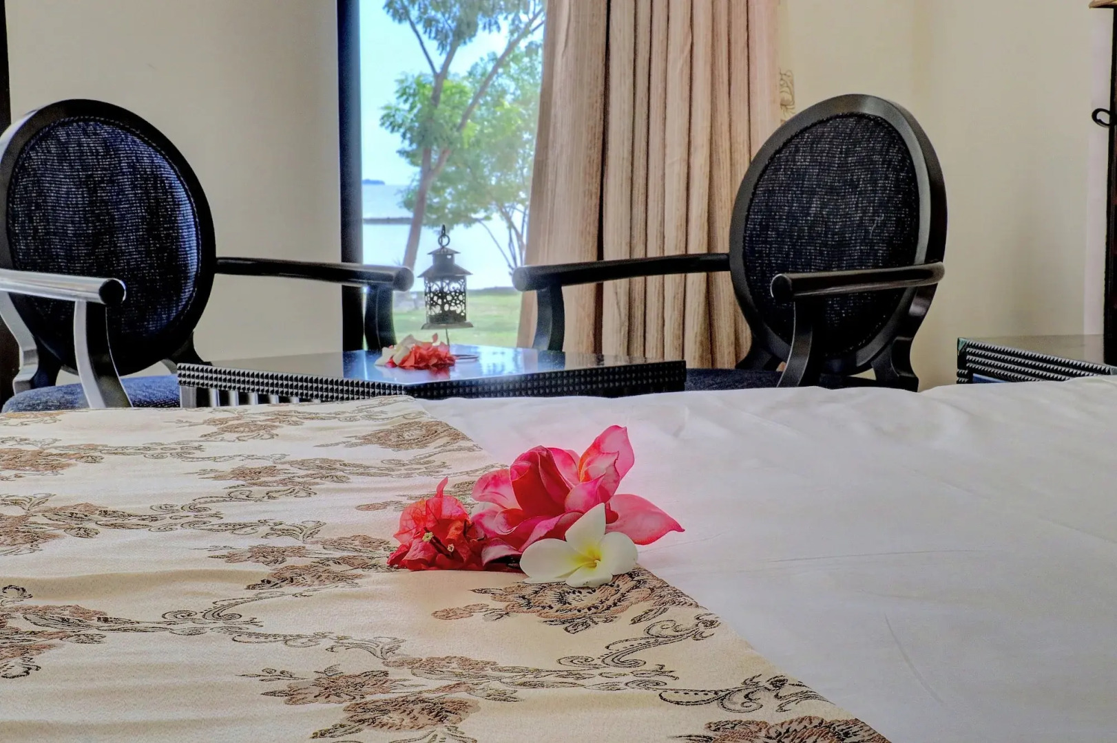 Nila Beach Resort Fiji