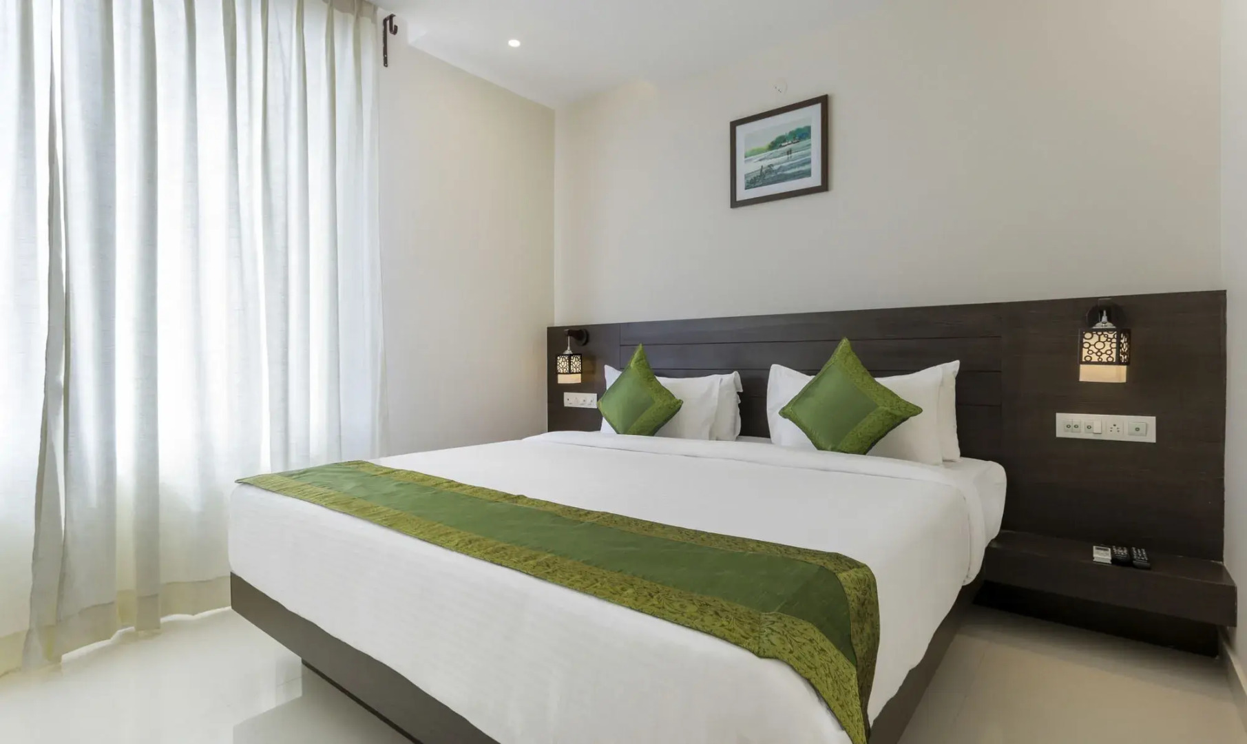 Treebo Sunrise IG Road