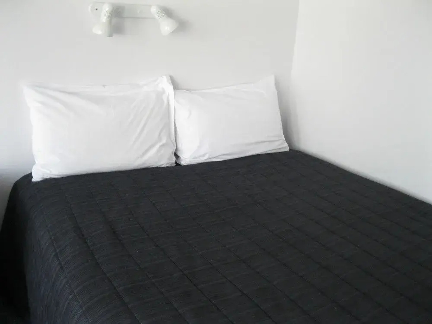 McLean Park Garden Motel