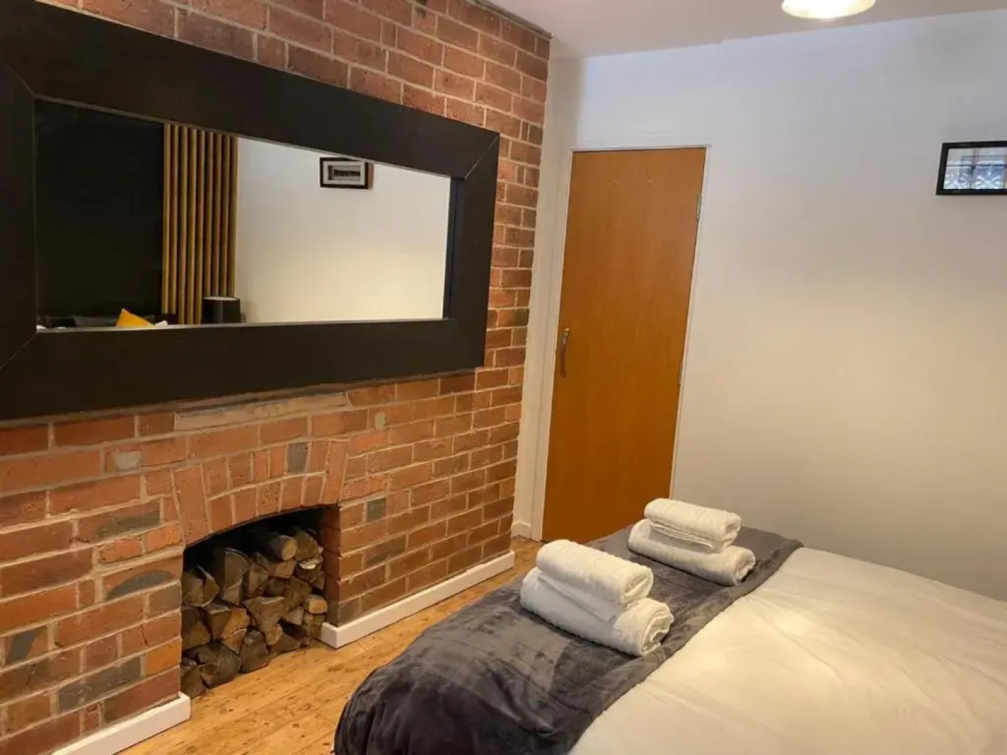 Urban Banana Apartments