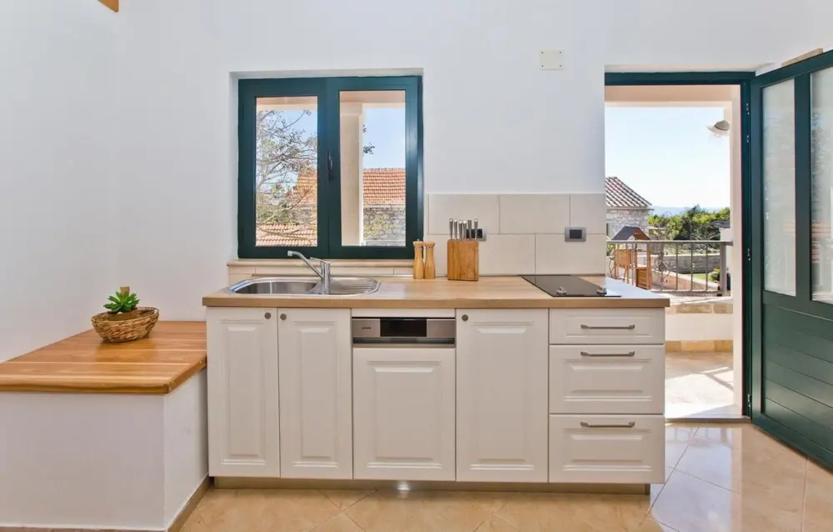 Awesome Home in Bogomolje With Outdoor Swimming Pool, Wifi and 3 Bedrooms