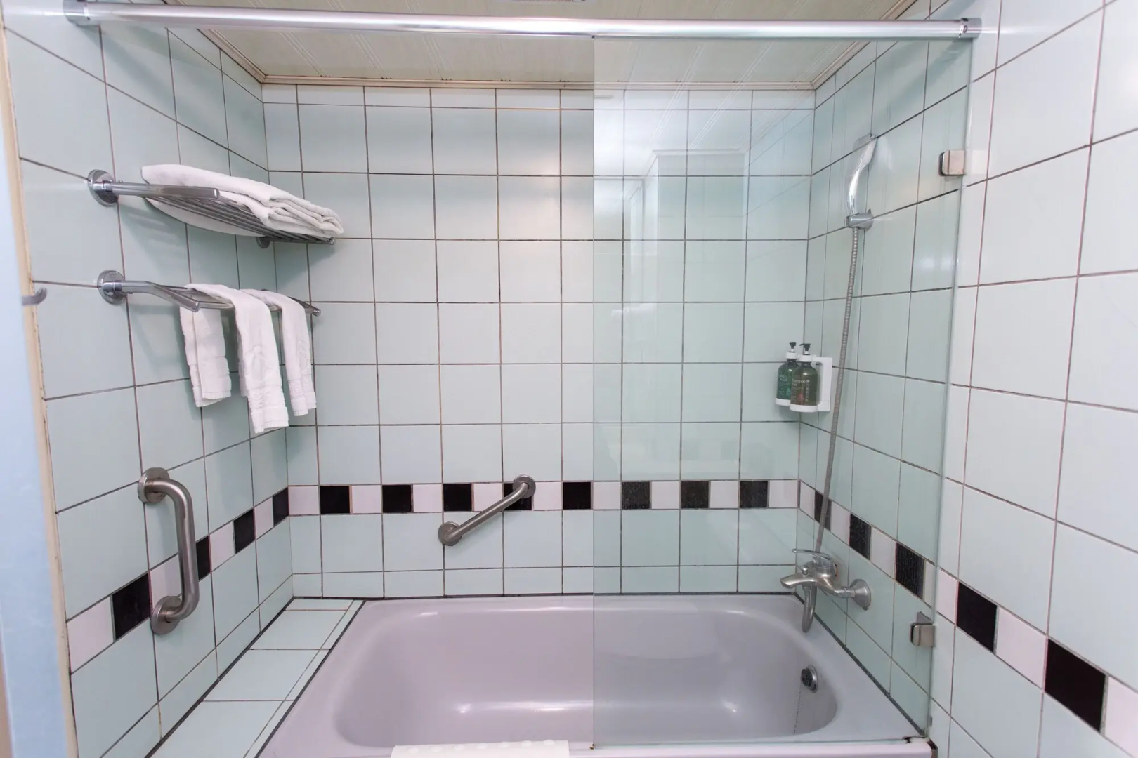 Ardi Hotel