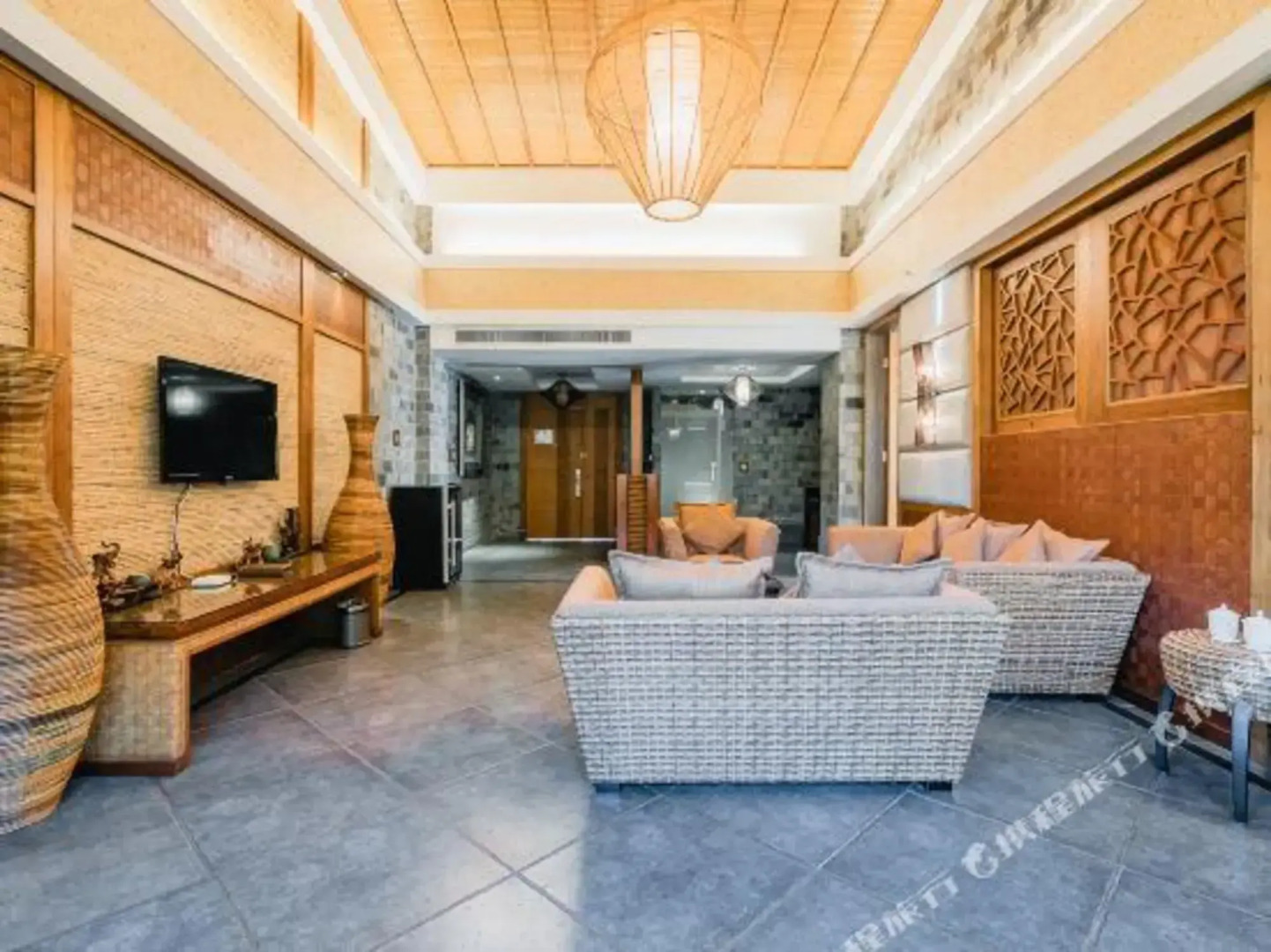 Tianfang Yuetan Hot Spring Resort