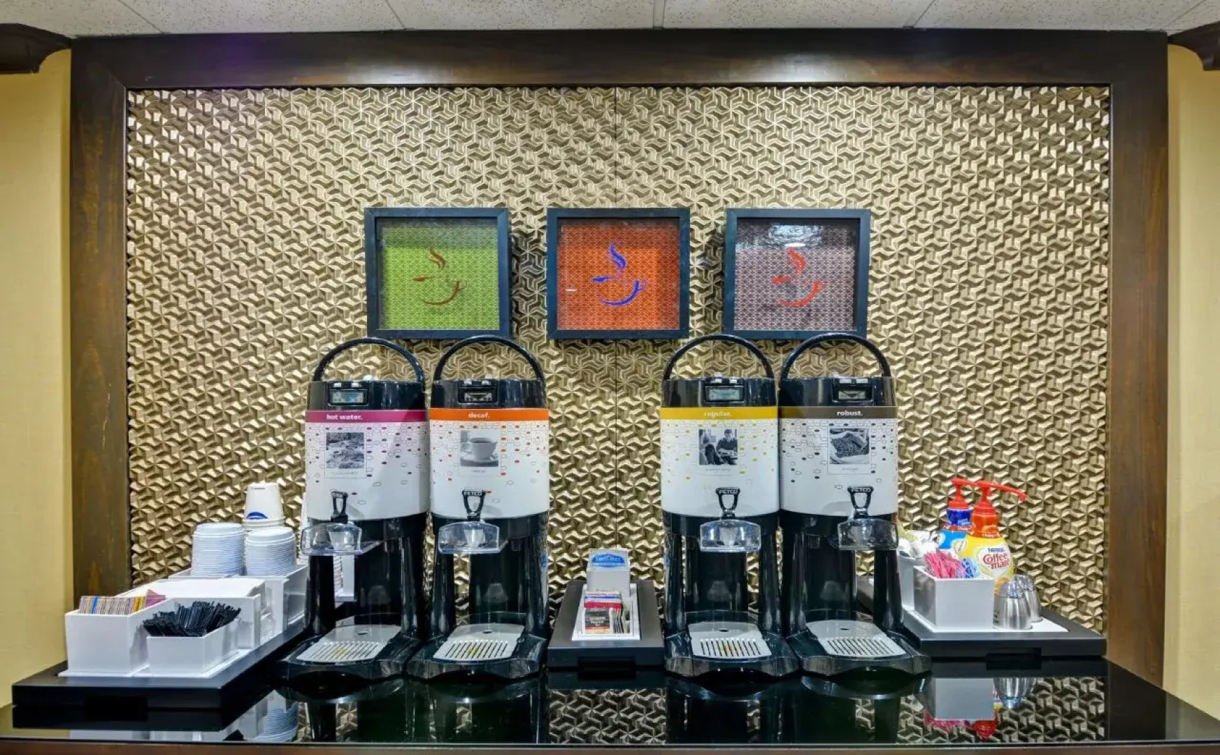 Hampton Inn Albany-Wolf Road (Airport)