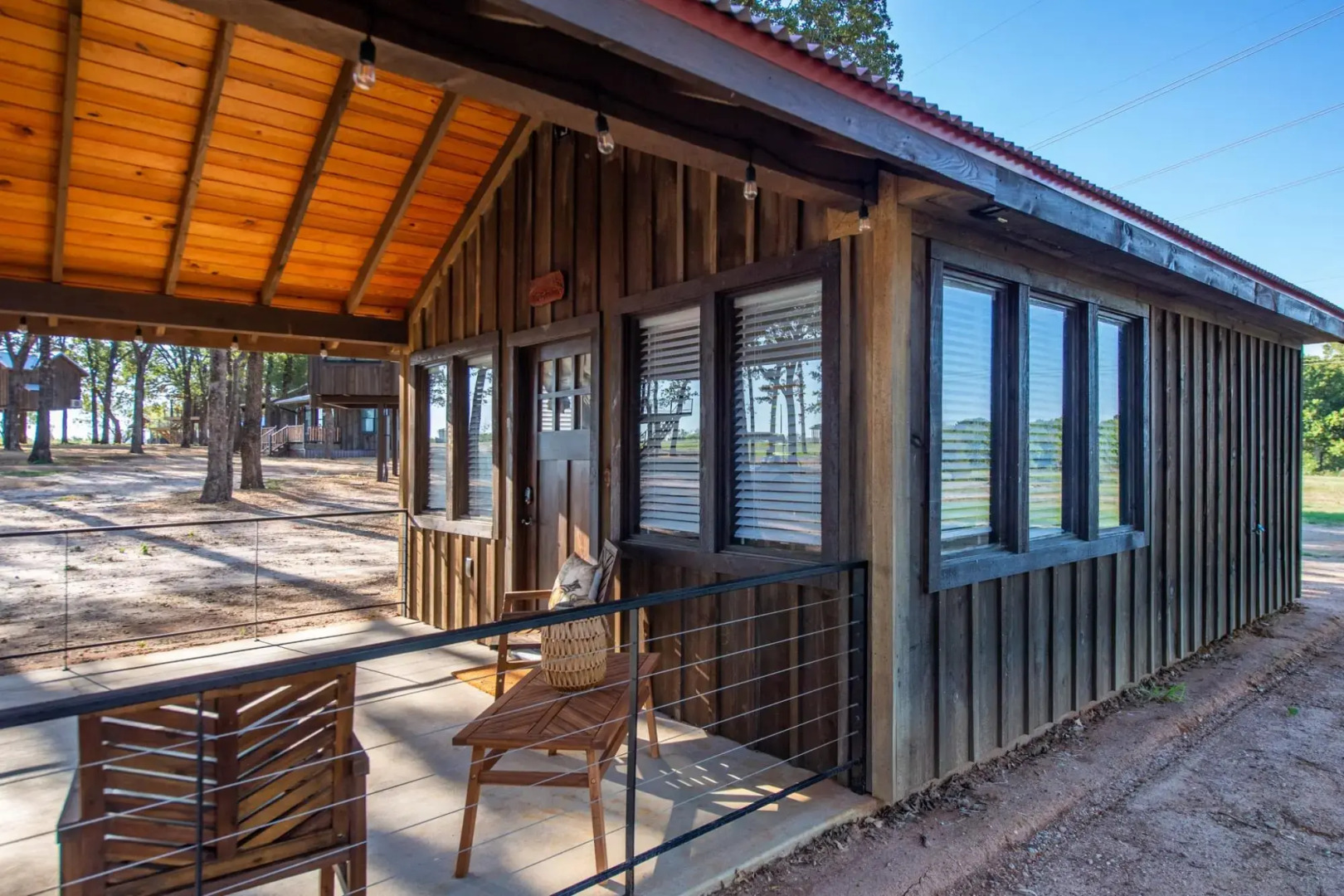 The Bobwhite Cabin 15MIN to Magnolia & Baylor