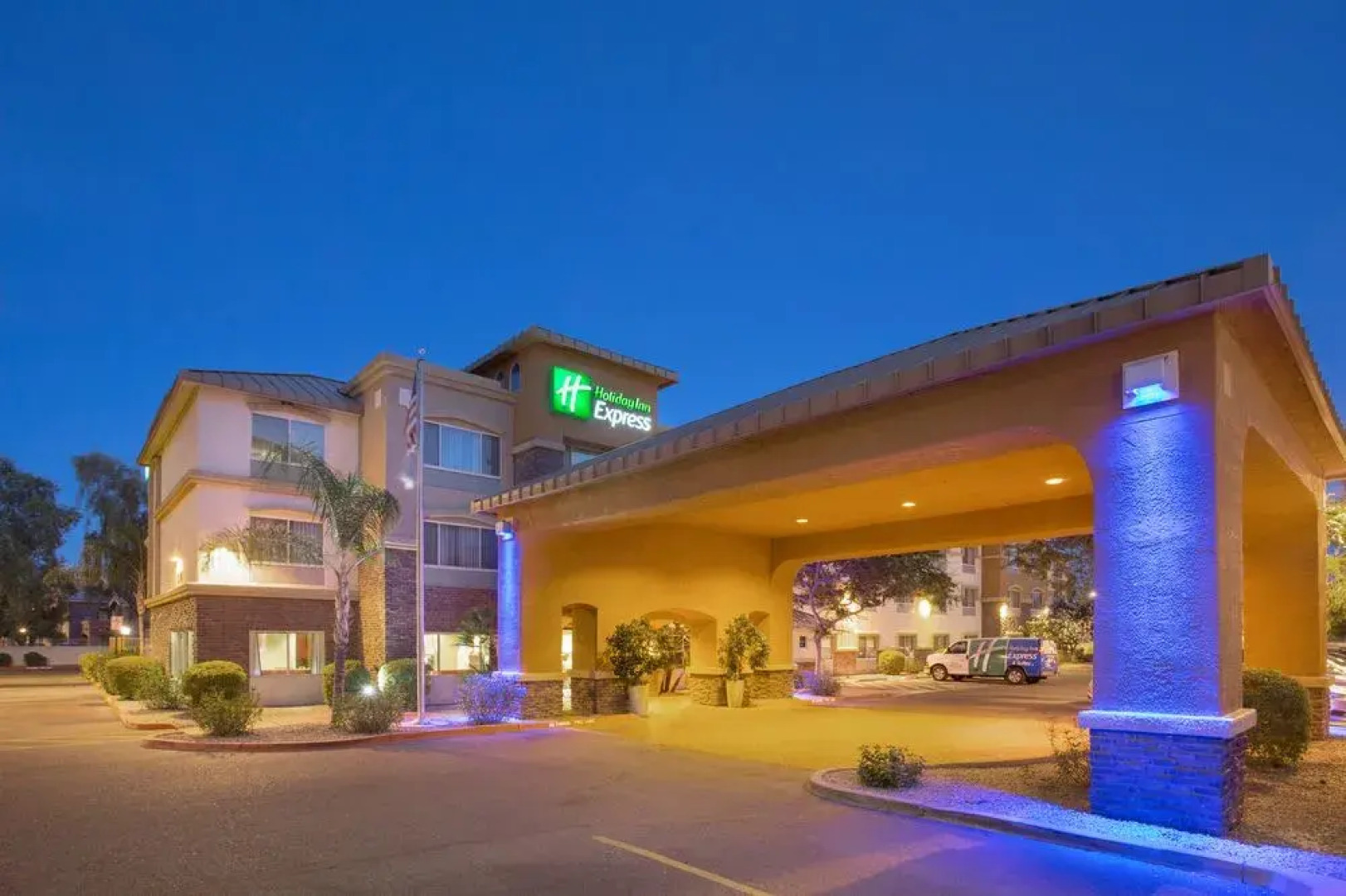 Comfort Inn & Suites At ASU