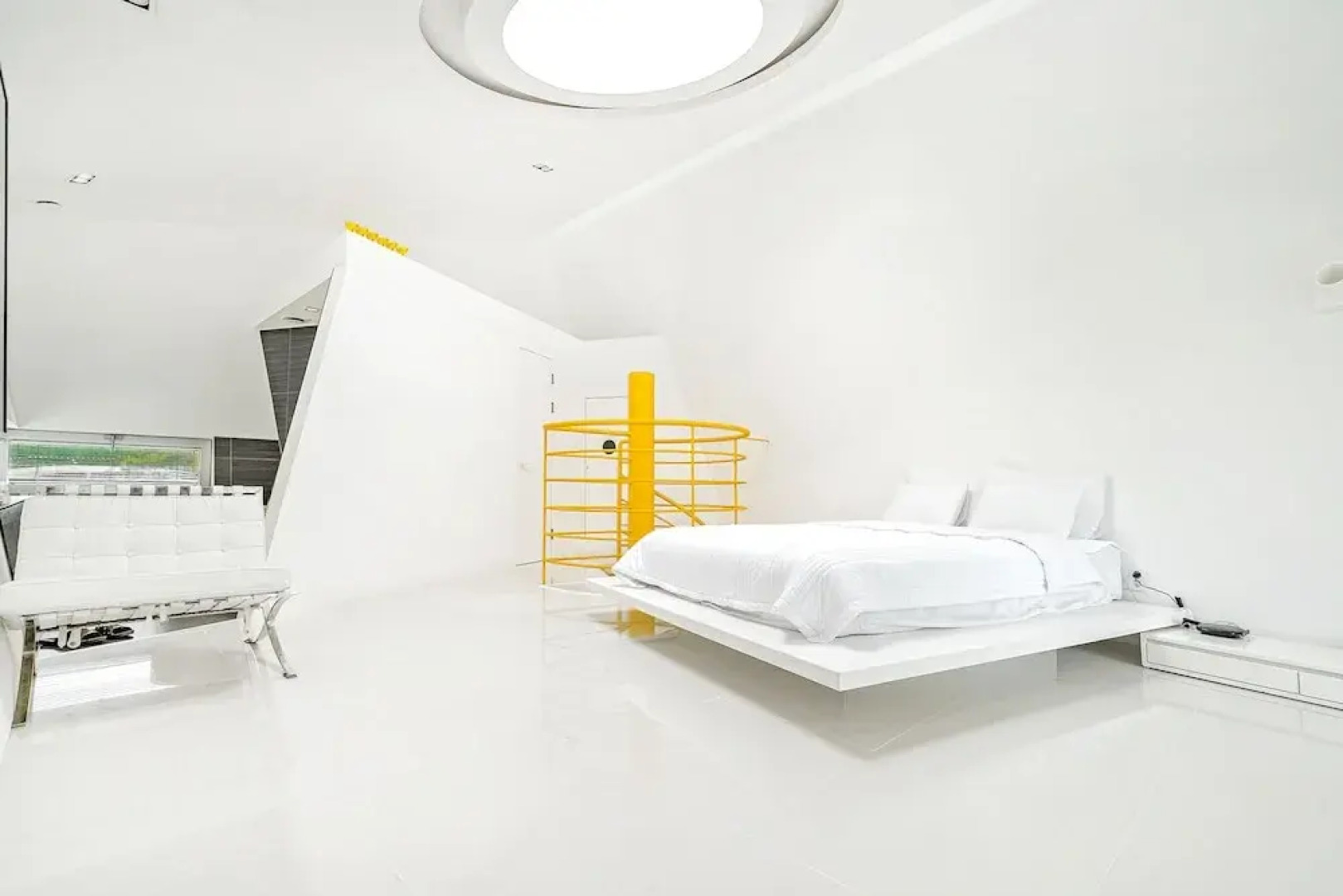 Moai Pool Villa Spa Pension