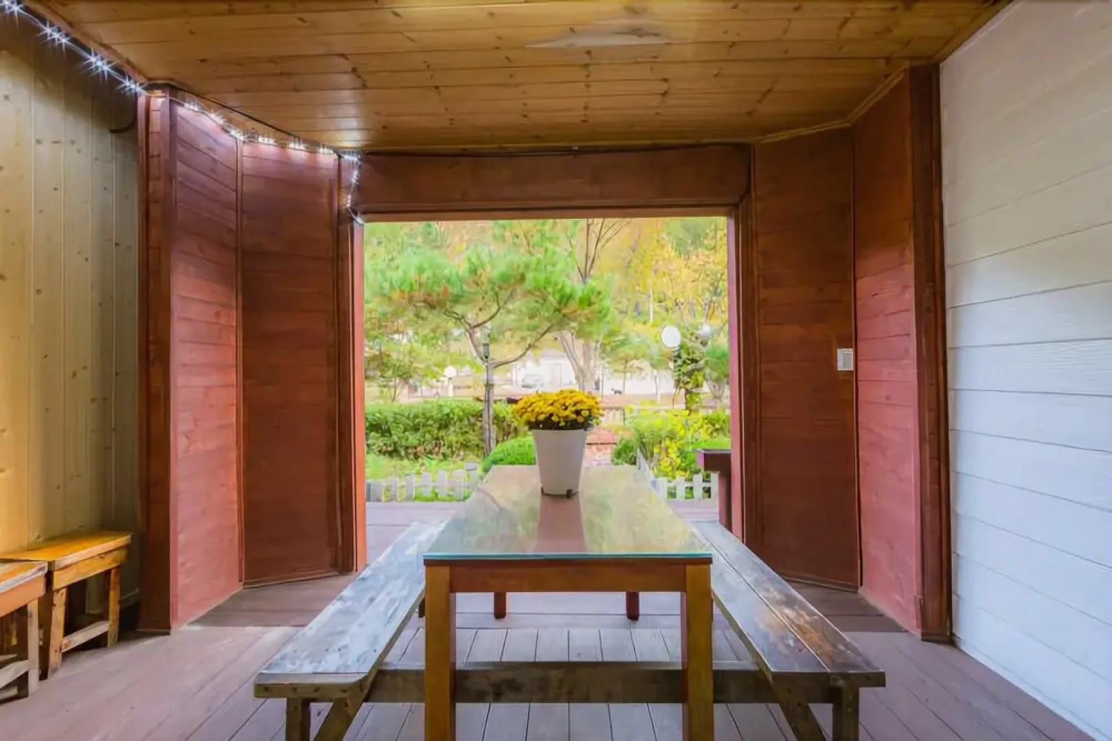 Yangpyeong Wide-garden House Pension