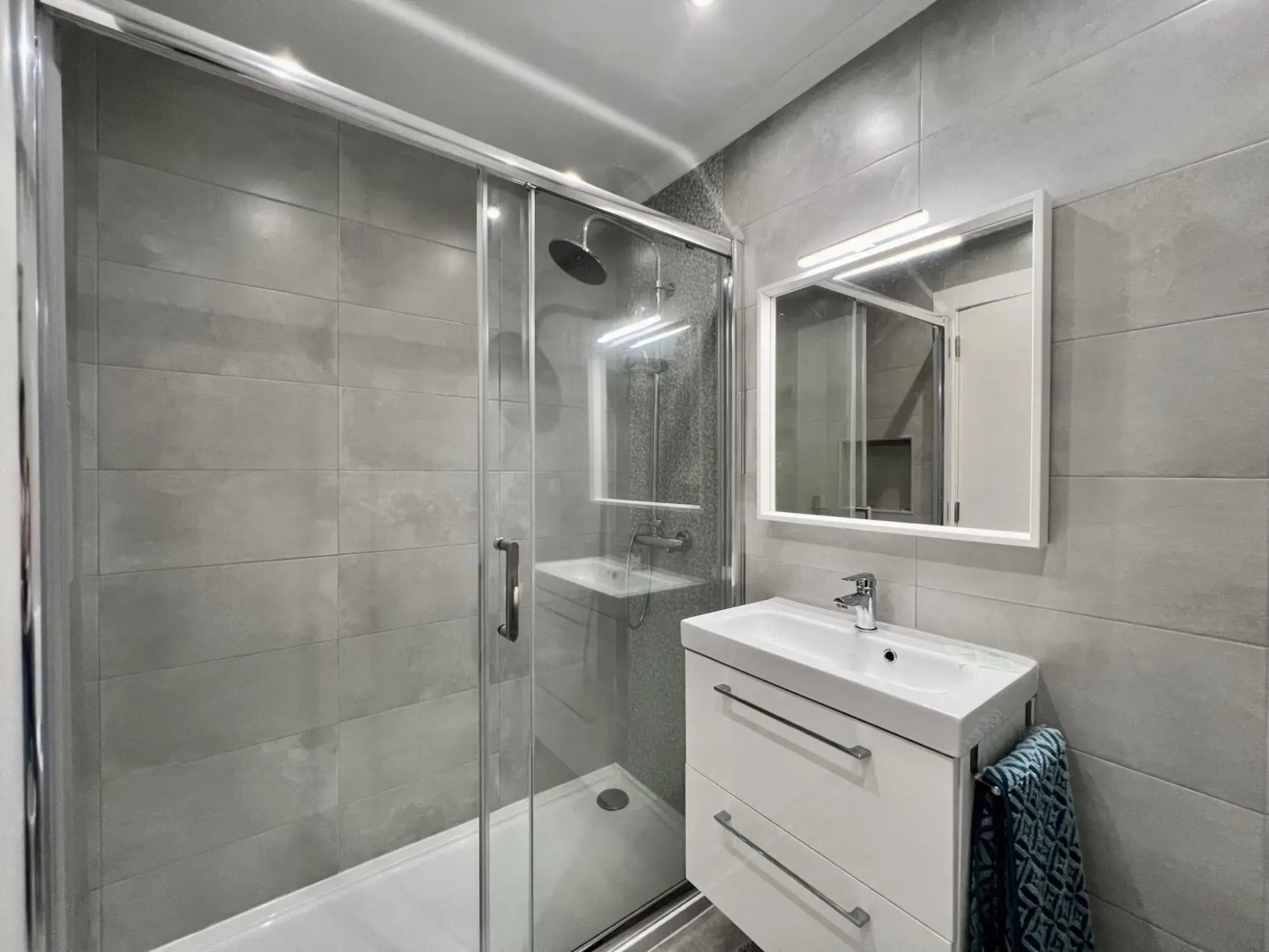 ARMAÇÃO DE PÊRA BRIGHTNESS 2 WITH POOL by HOMING