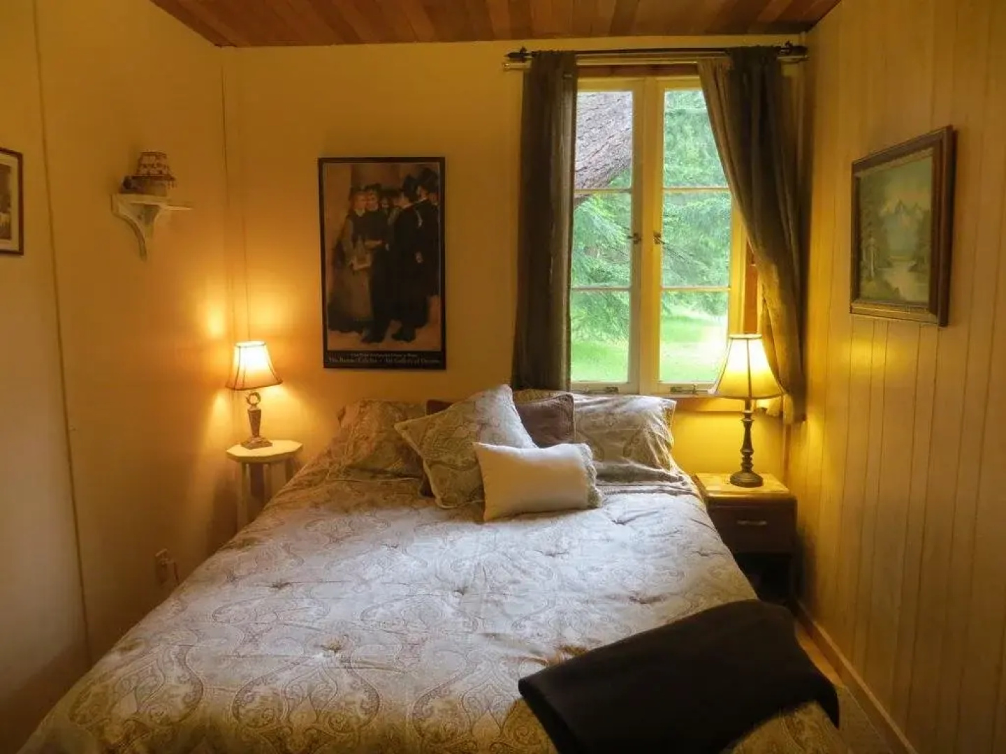 Raylia Cottage