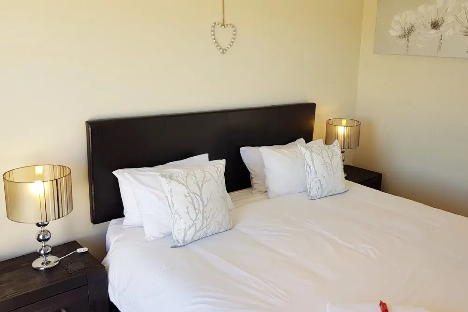 10 Mia Mia Self catering