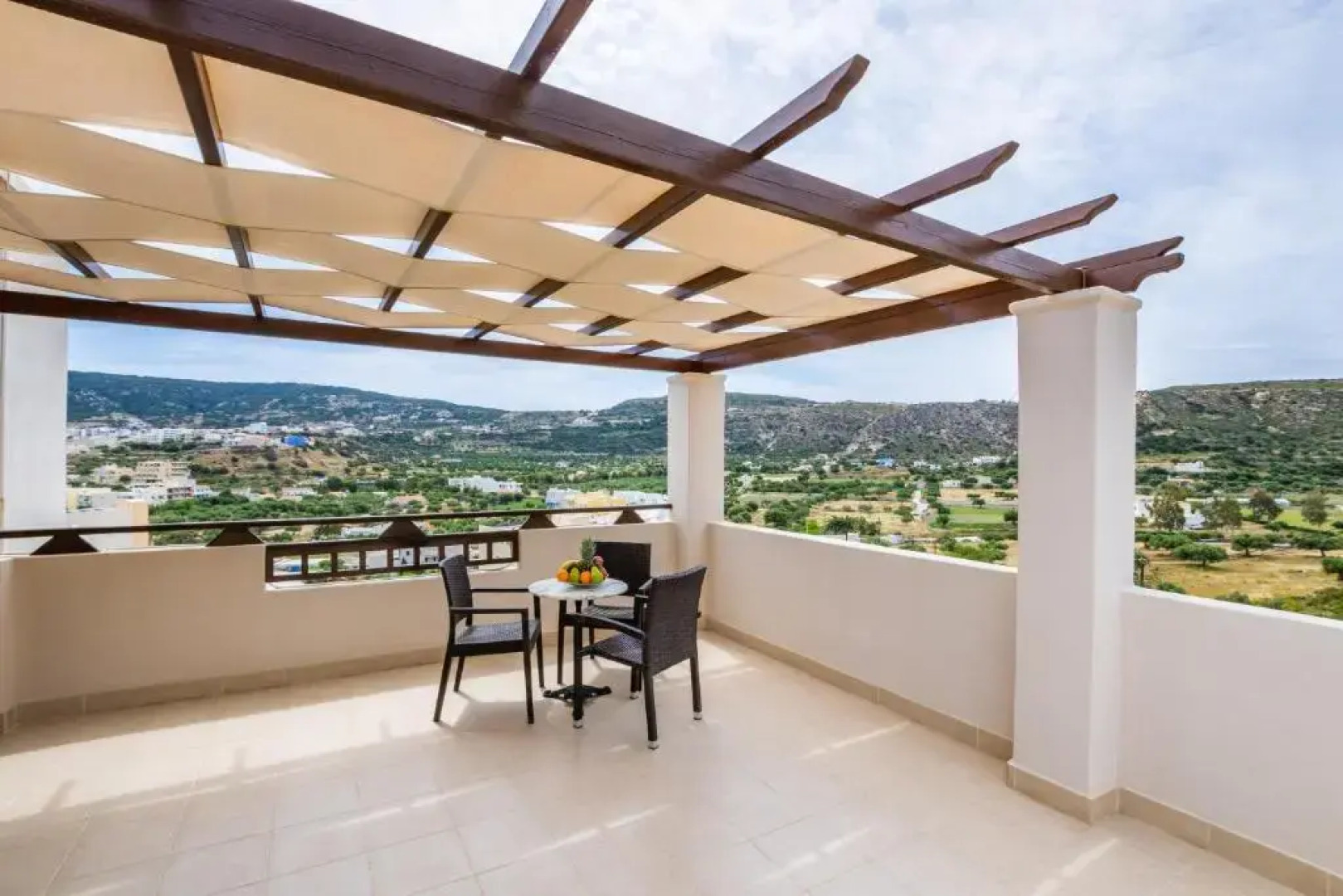 Aphrodite Luxury Studios & Apartments