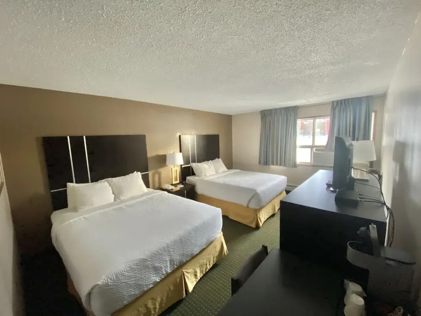 Quality Inn Whitecourt