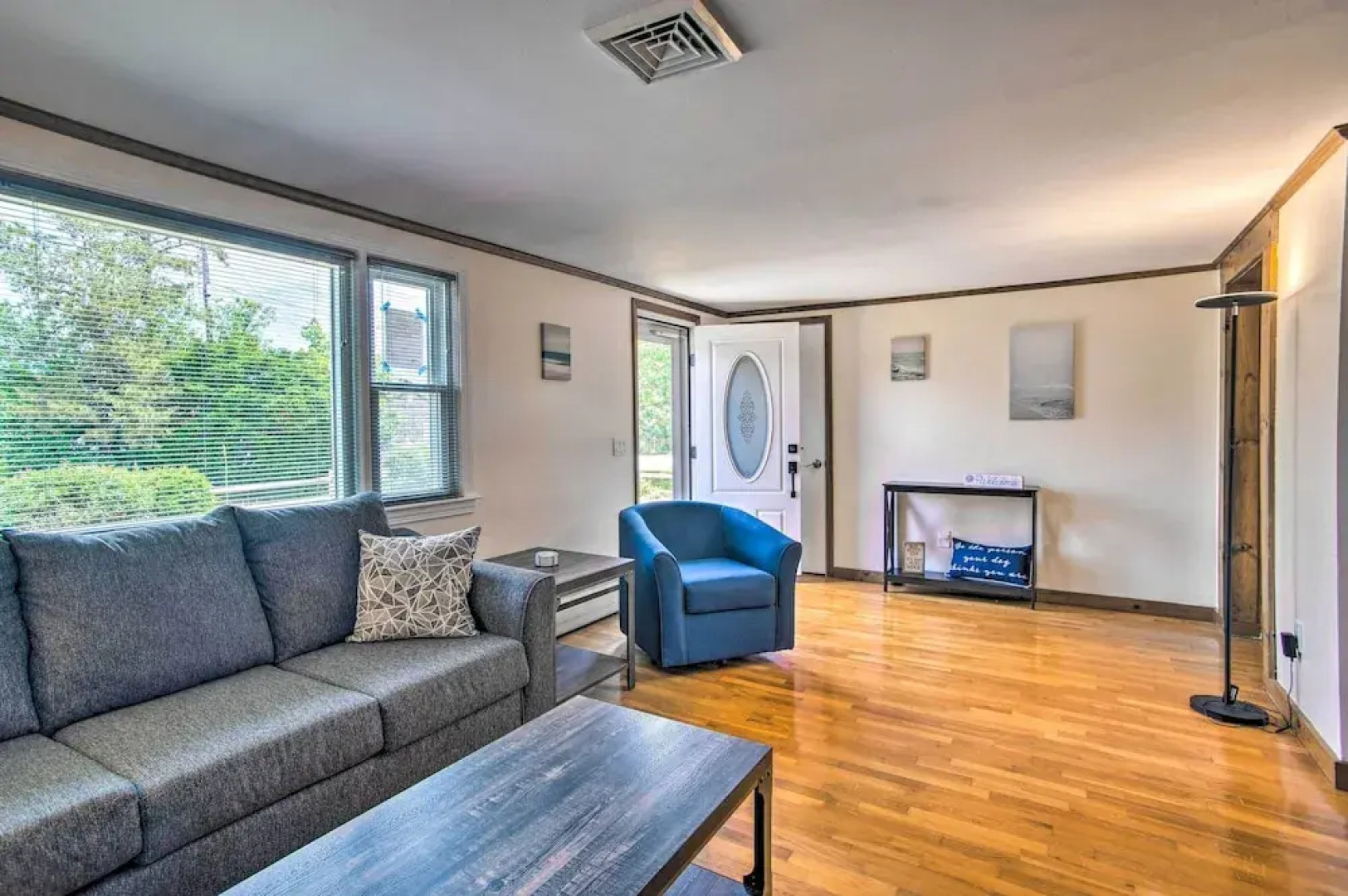 Pet-friendly Cape Cod Getaway < 1 Mi to Beach