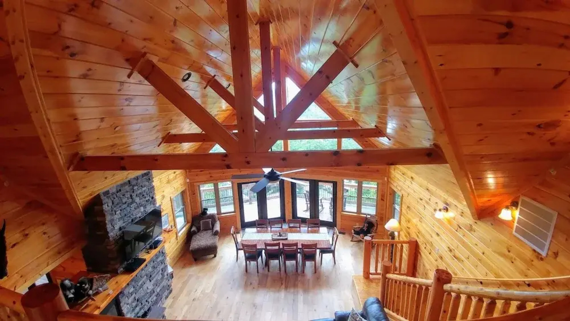 Vista di Cielo 4 Bedrooms 4.5 Bathrooms Cabin