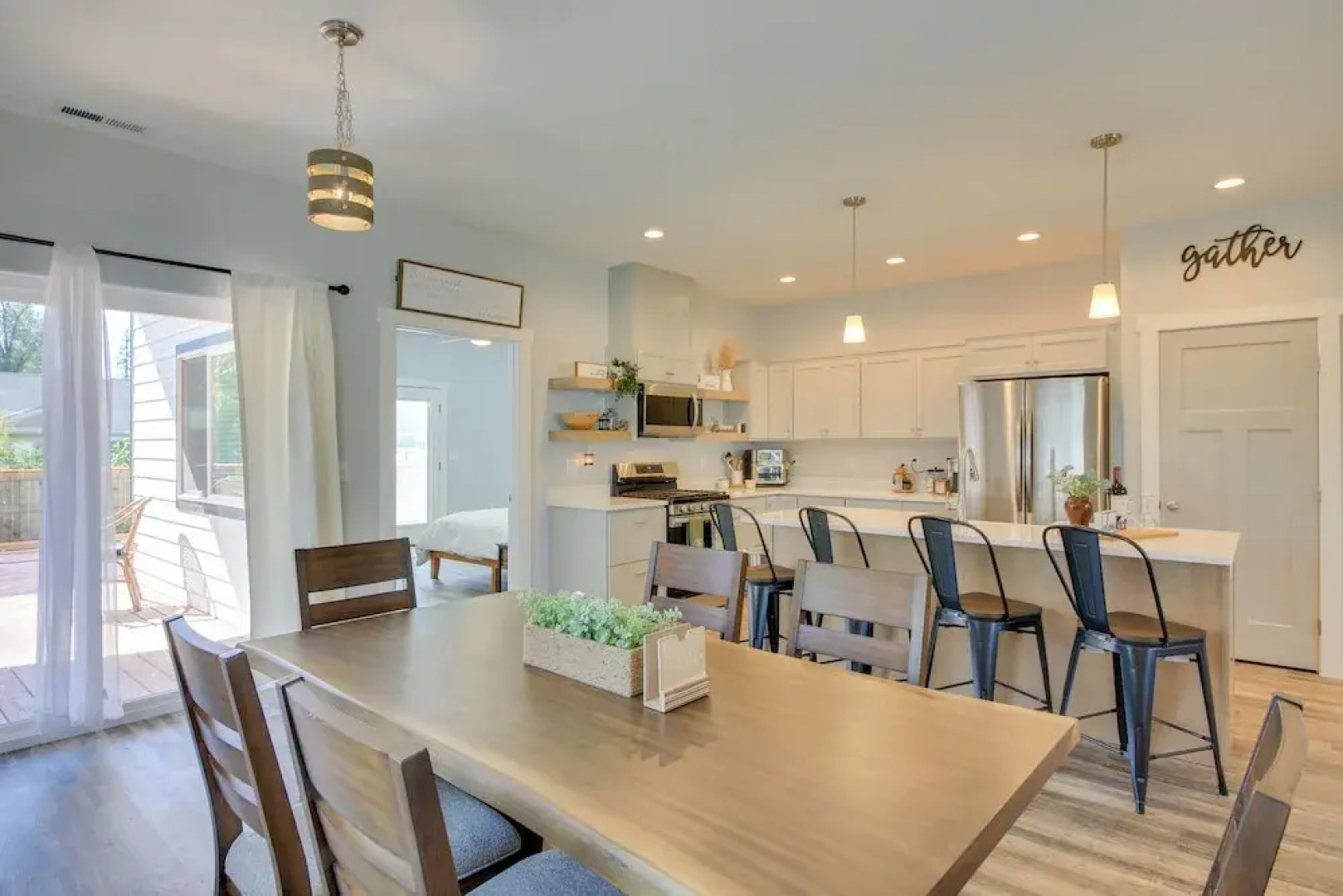 3 Mi to Lake Pend Oreille: Home w/ Deck & Yard