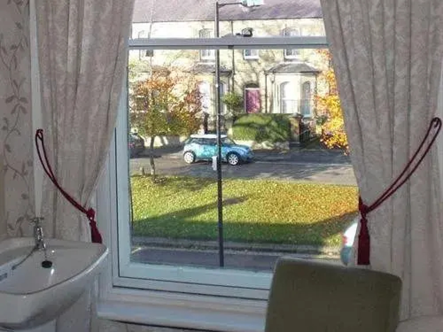 Strathmore Lawn East - Guest house