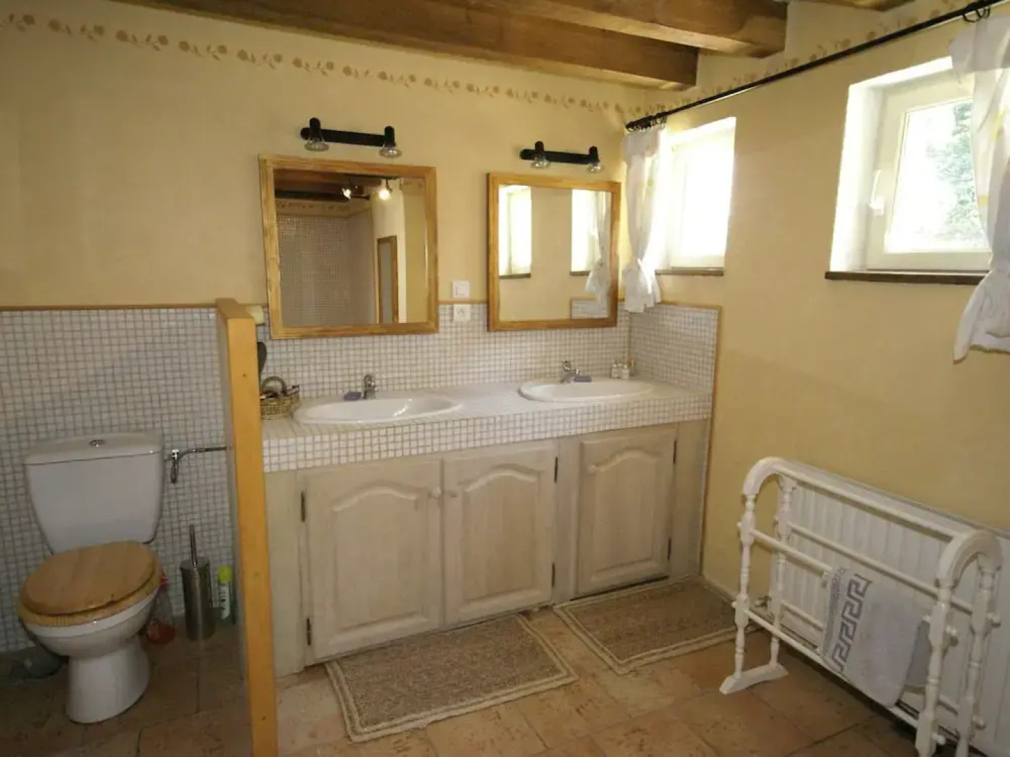 Tastefully Decorated House in Quiet Surroundings of Manzac-sur-vern