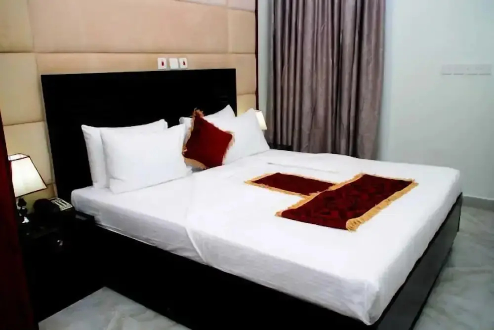 Apno Hotel and Suites