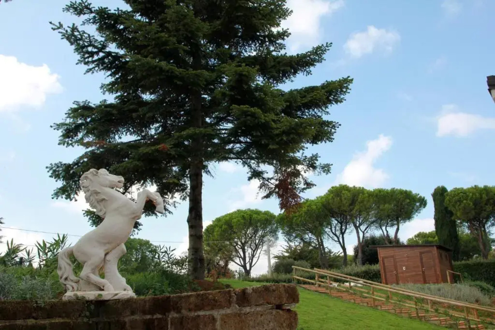 Glamping Poggio Imperiale Marche