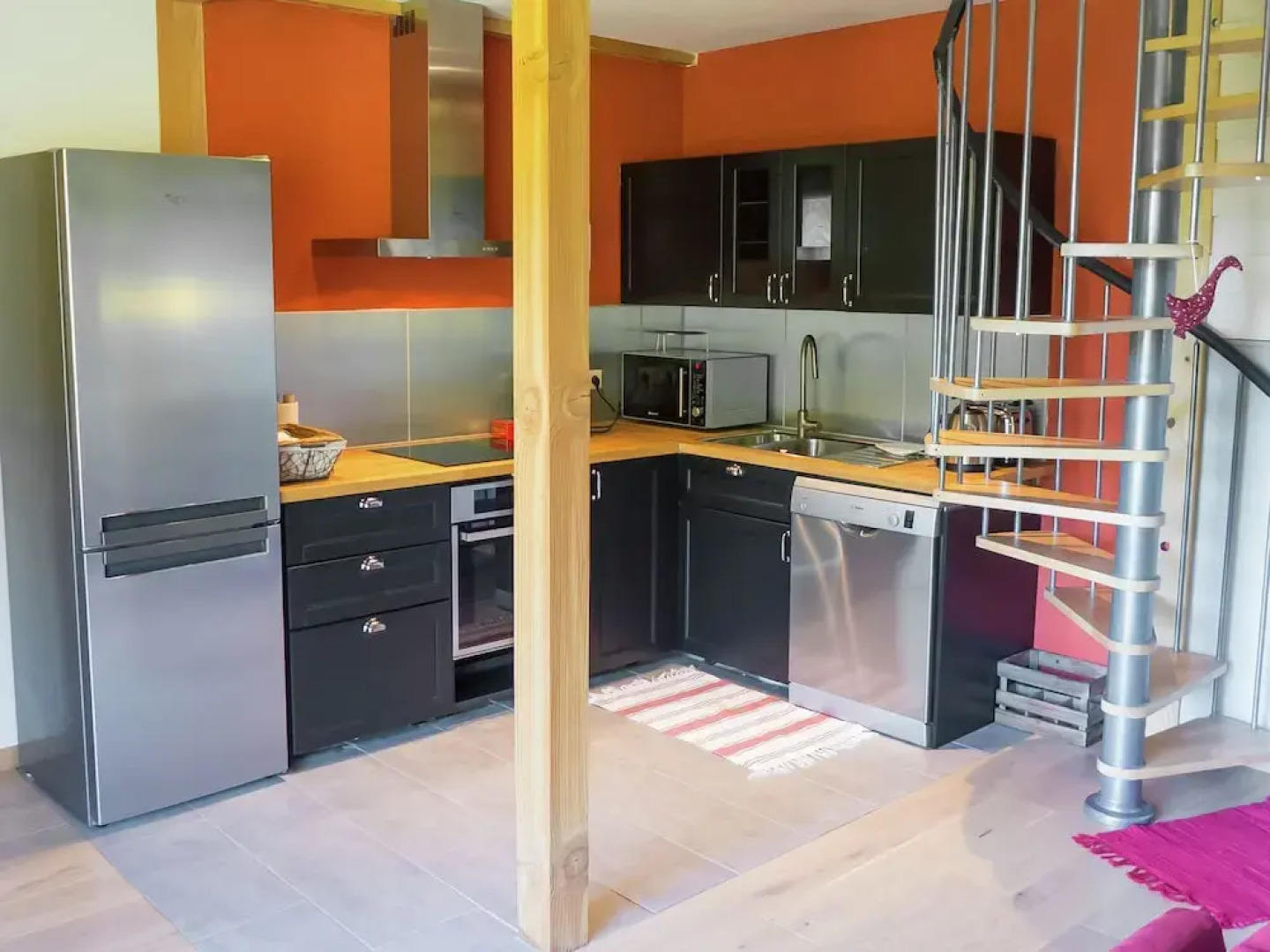 Cozy Holiday Home in Saint-privat-d'allier Near River