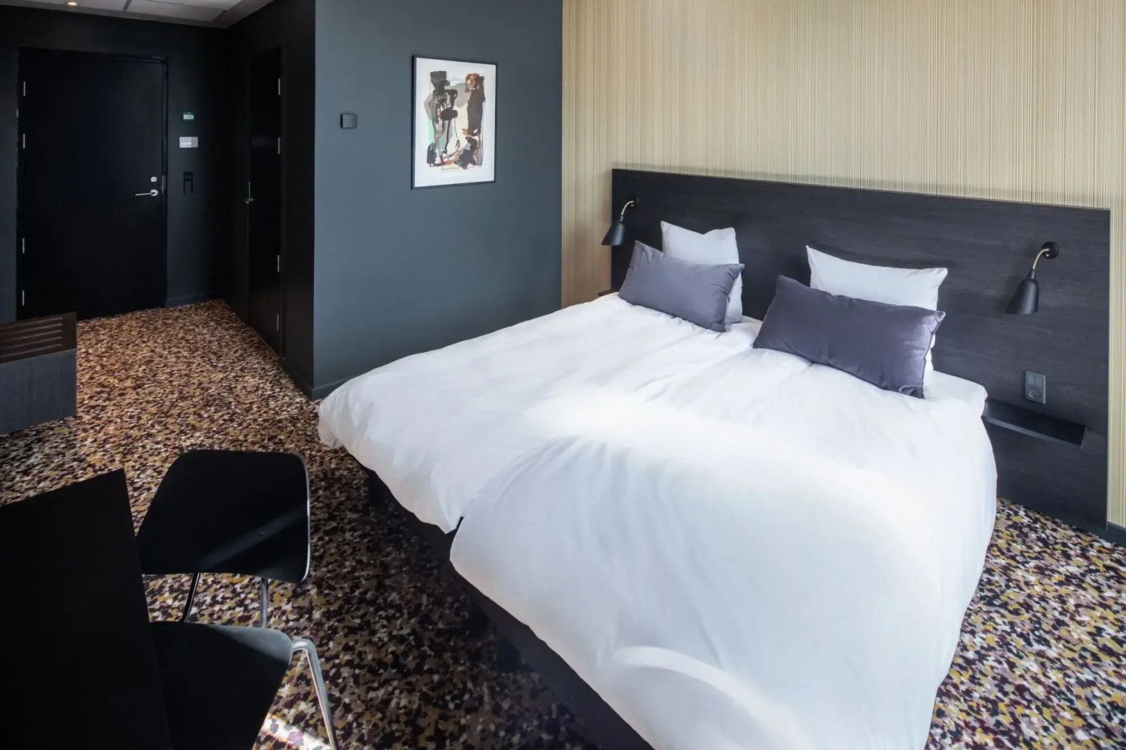 Peak 12 Design Hotel