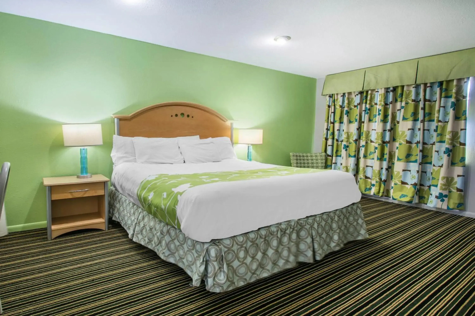 Rodeway Inn & Suites Winter Haven Chain Of Lakes