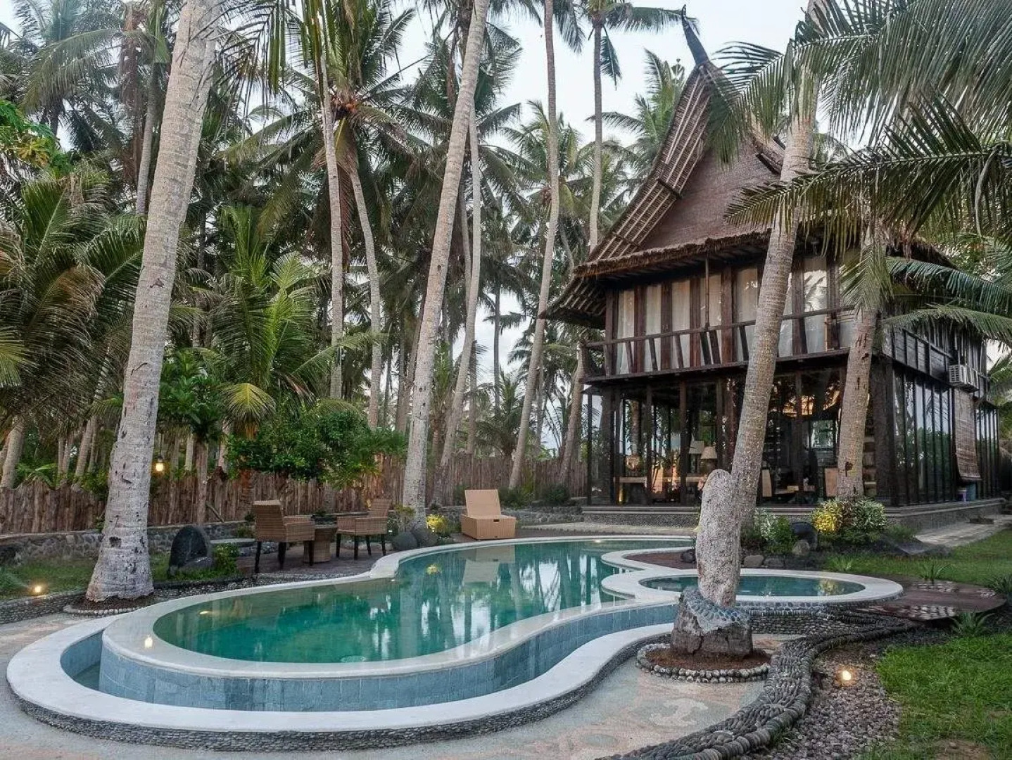 Most Exotic Beachfront Villa Keong