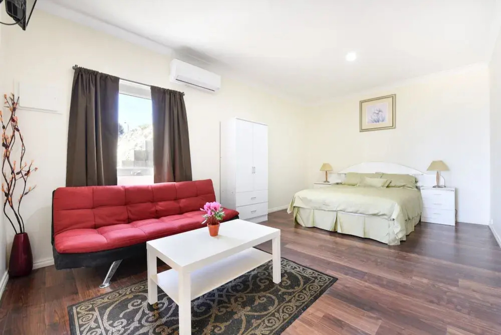 The Oasis - 6 Turnberry Drive, Links Lady Bay