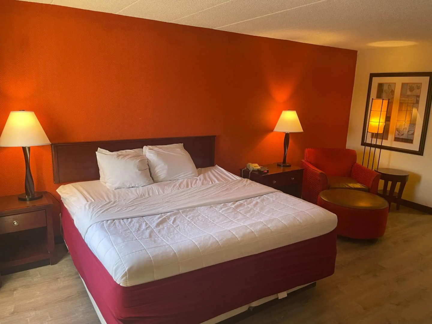 Clarion Hotel & Conference Center Lansing West