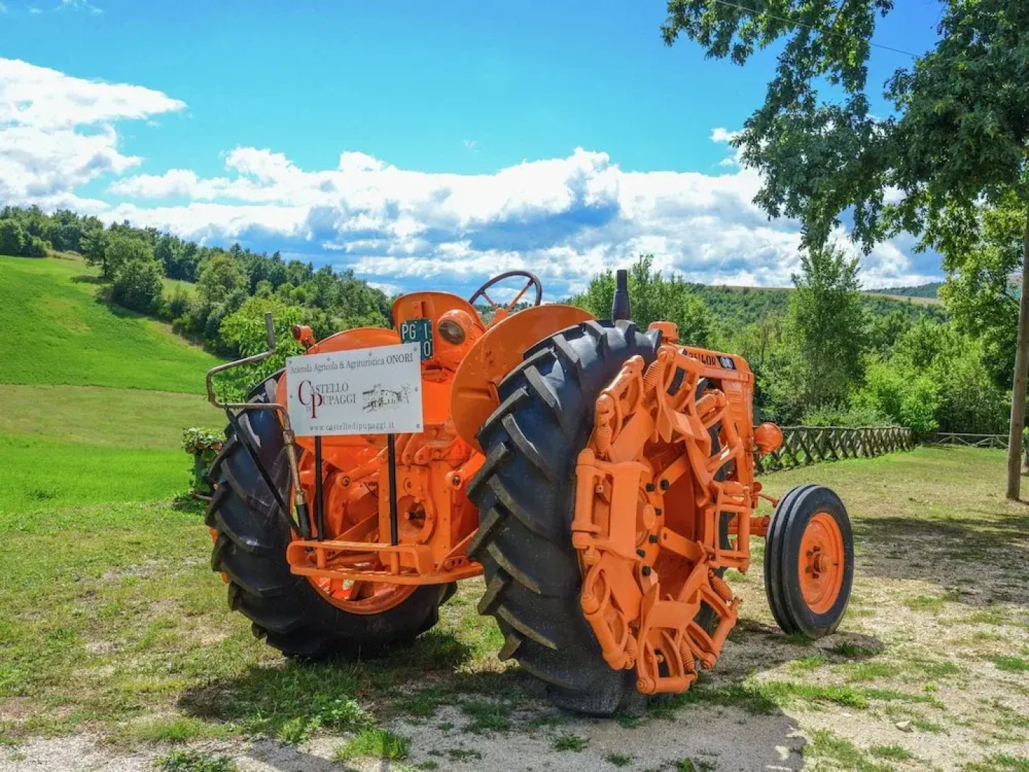 Exquisite Farmhouse in Pupaggi With Swimming Pool